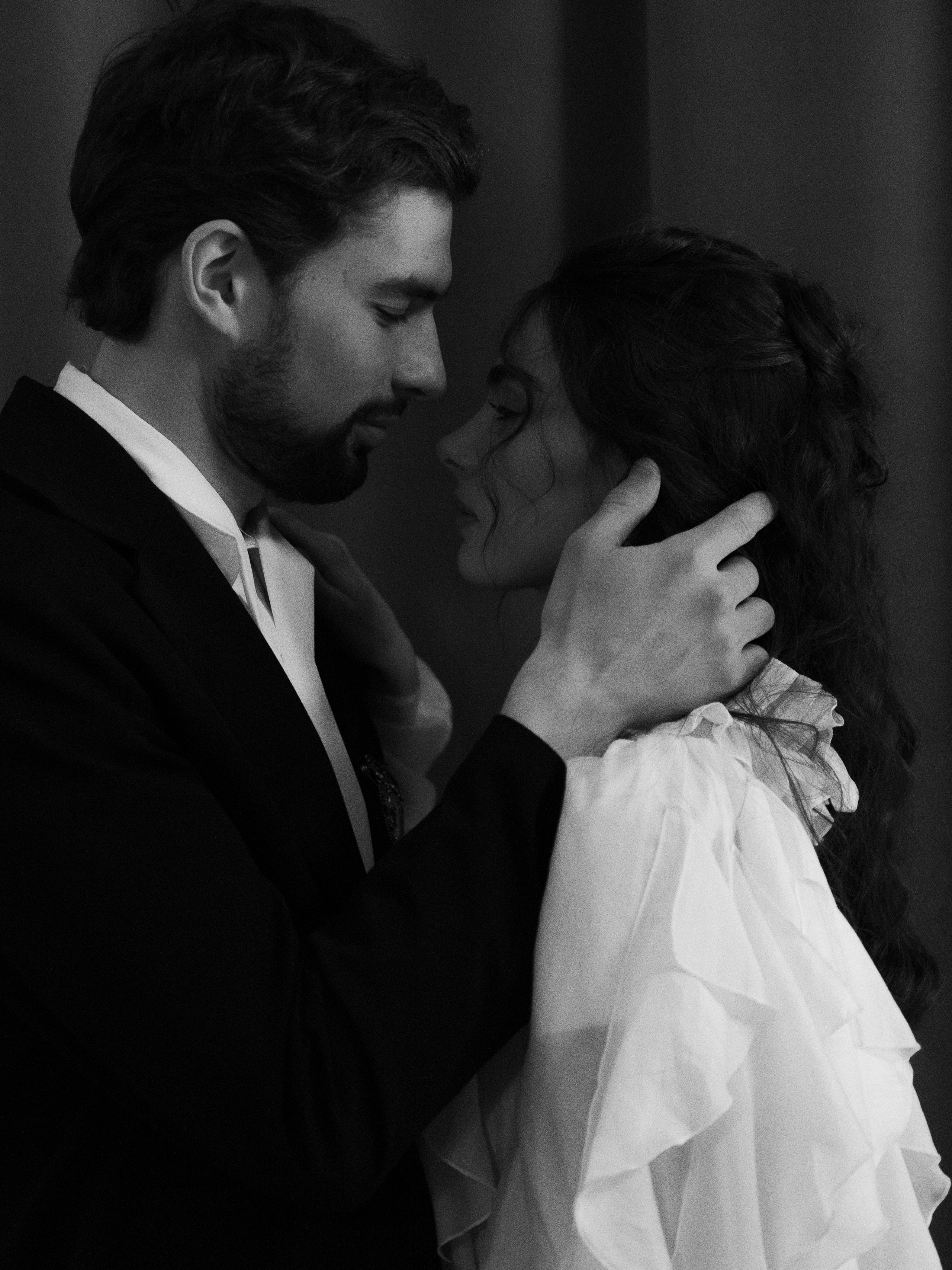 Тимур и Гала | Marco Polo hotel white. Фотограф Вероника Балабанова, Москва