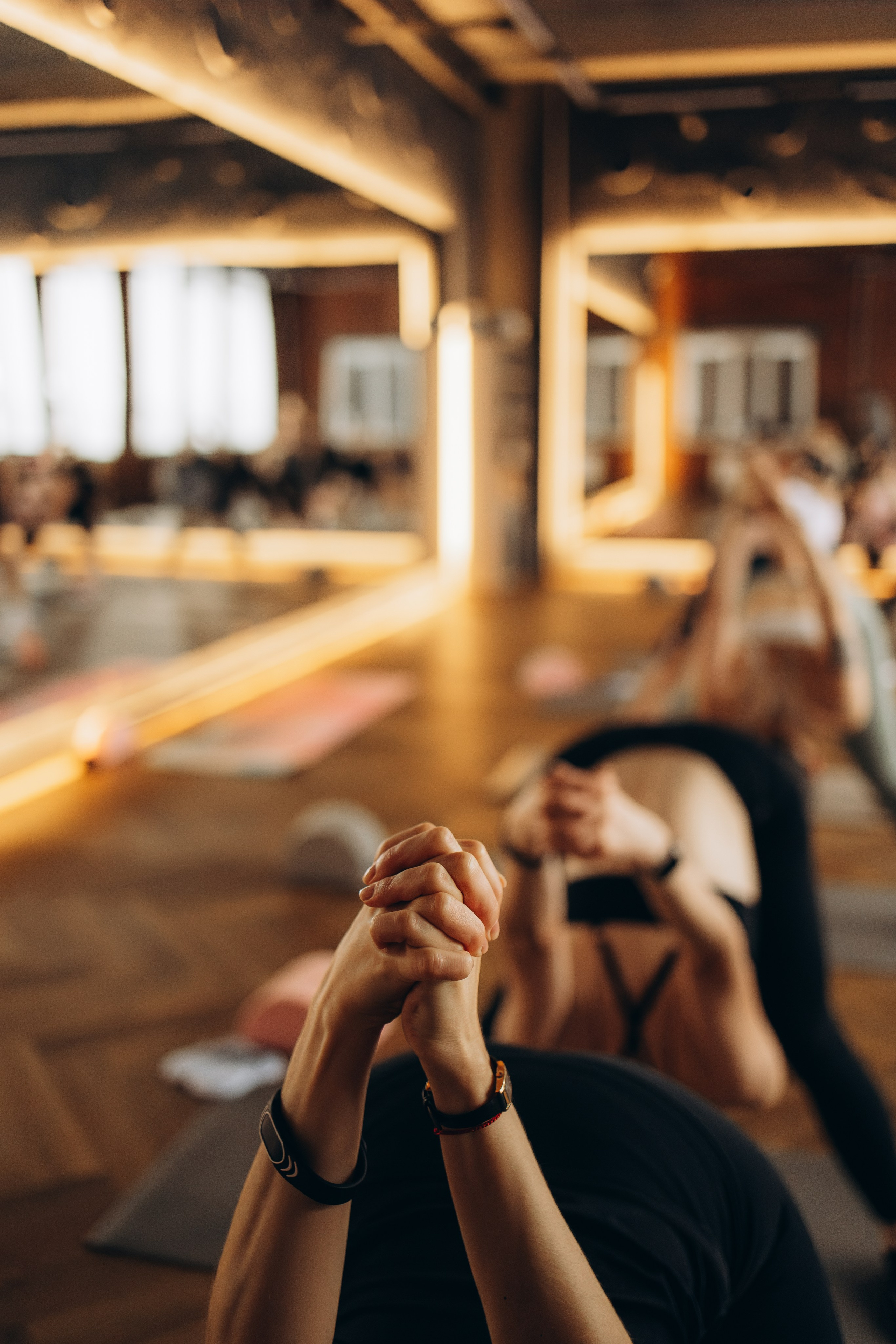 Moon yoga. Свадебный и репортажный фотограф в Омске. Червоткин Никита