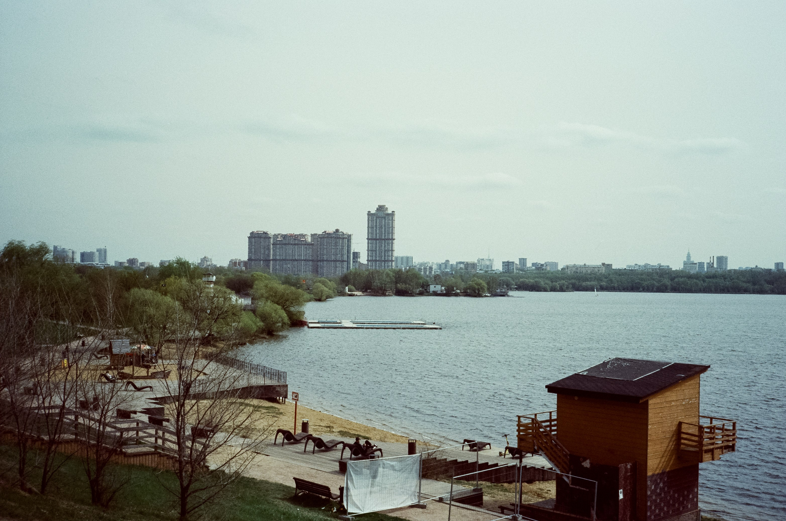 Ricoh 500GS / SFL 200T / Строгино тестовая пленка апрель 2024 г