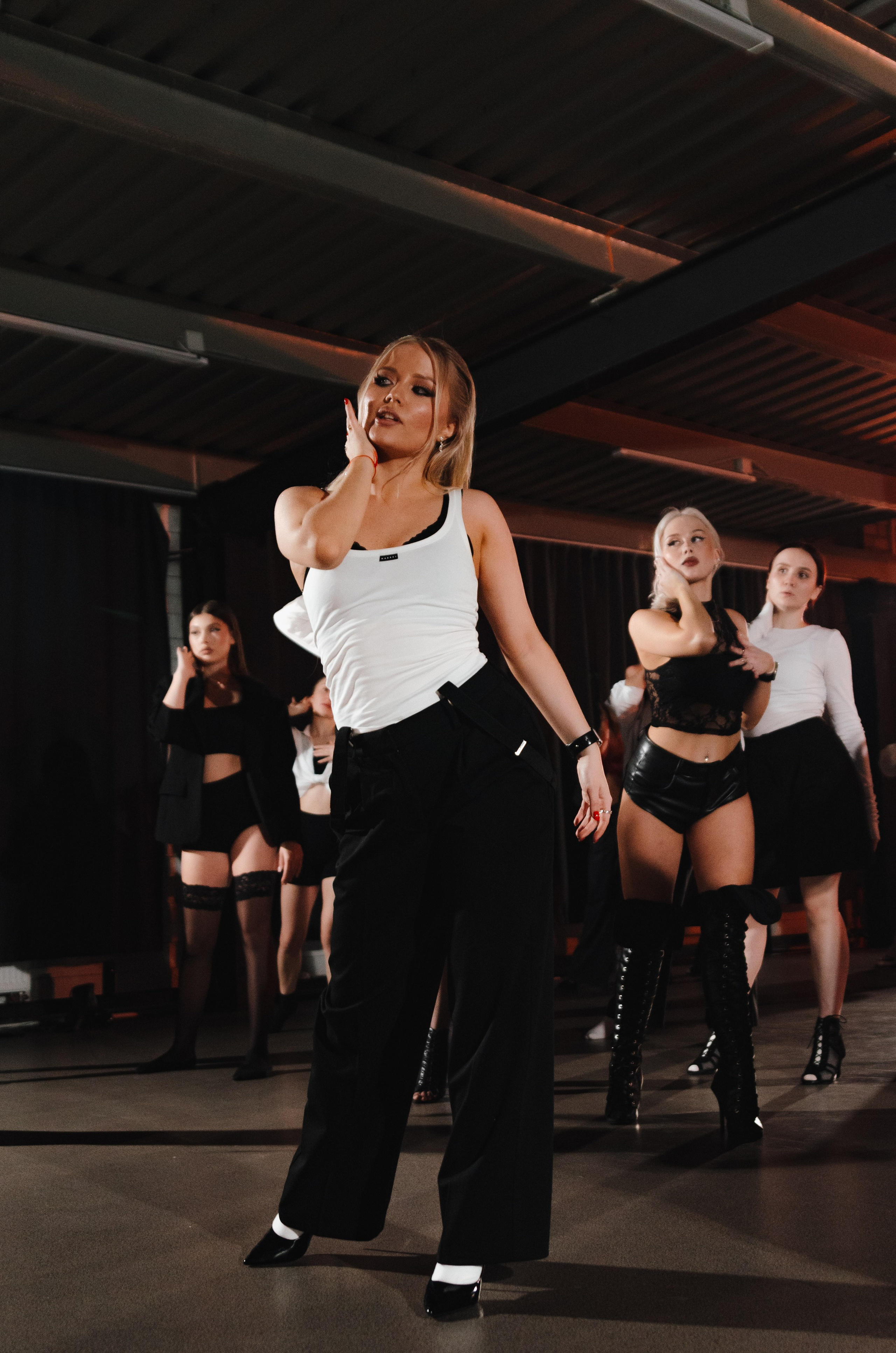 Birthday heels class Екатерины Ингачевой. Денисова Аля — фотограф для парных съемок и индивидуальных историй в Барнауле