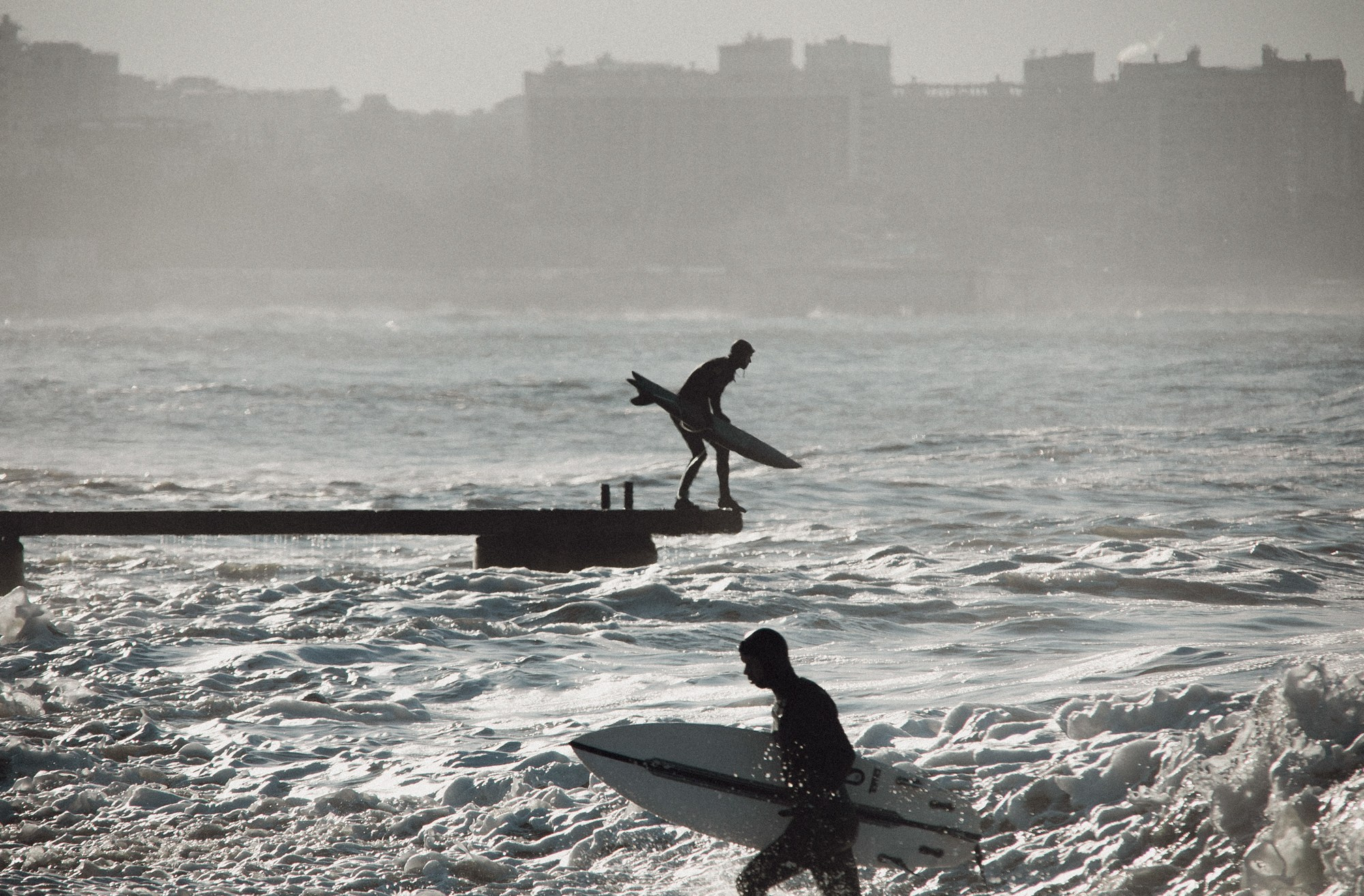 Море и серферы. Репортажный и постановочный Наталья Санникова