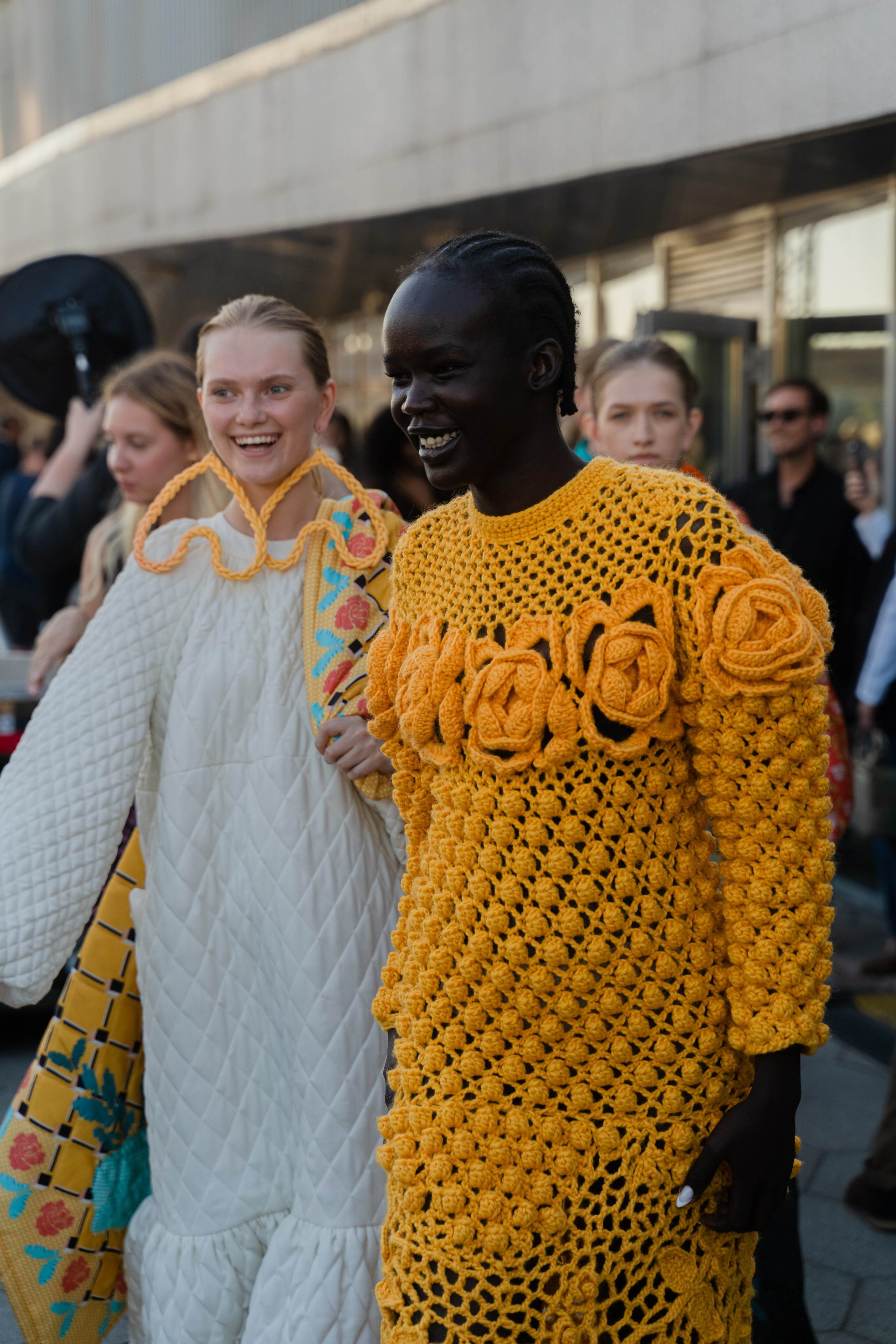 AKHMADULLINA. Фотосъемка, видеосъемка, монтаж, ретушь фотографий