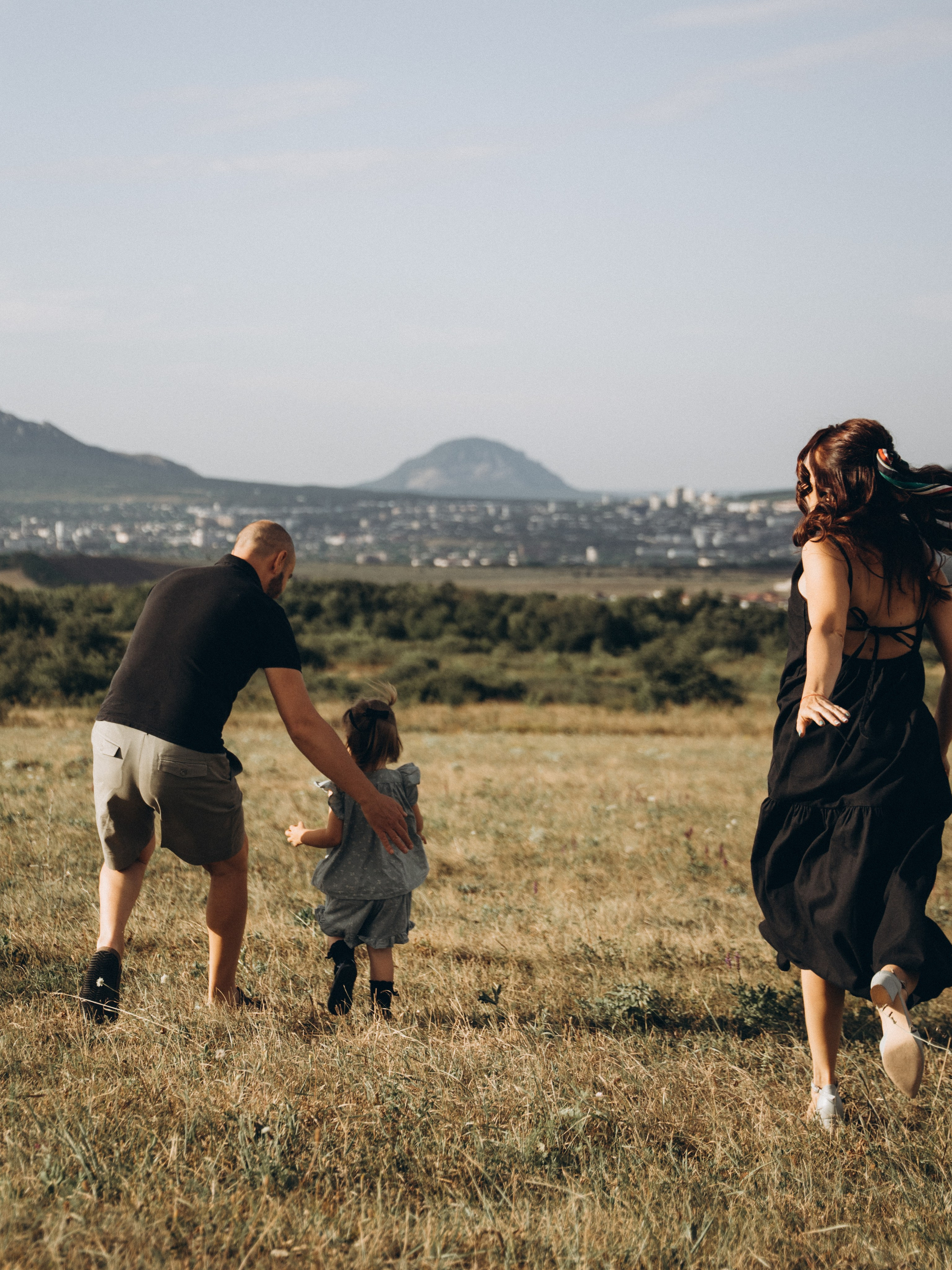Игорь, Наталья и малышка Николь. Свадебный фотограф Ирина Беляева Пятигорск|Кисловодск|Эльбрус|Домбай