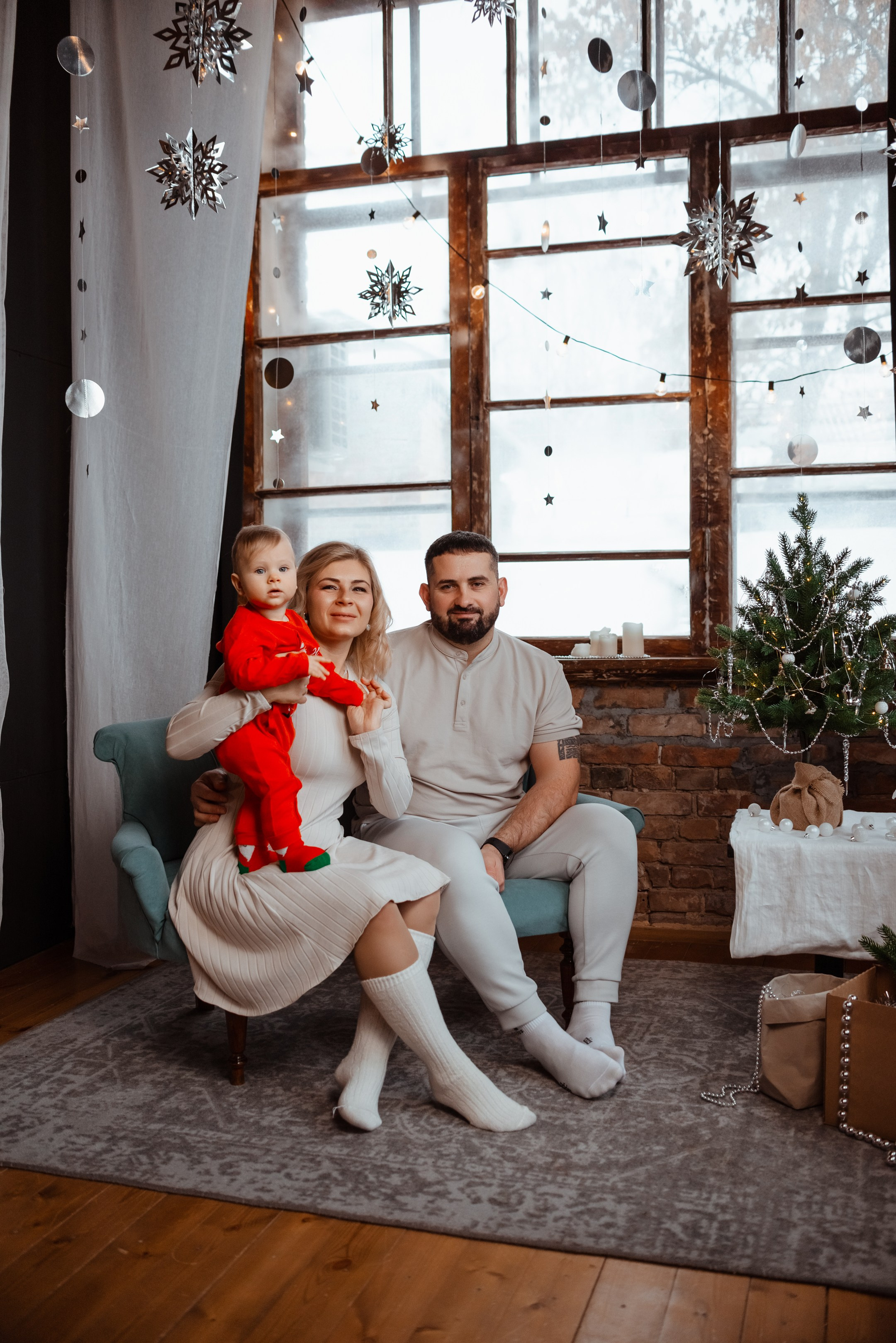 Семейный фотограф Катерина Гущина: мама, папа и малыш