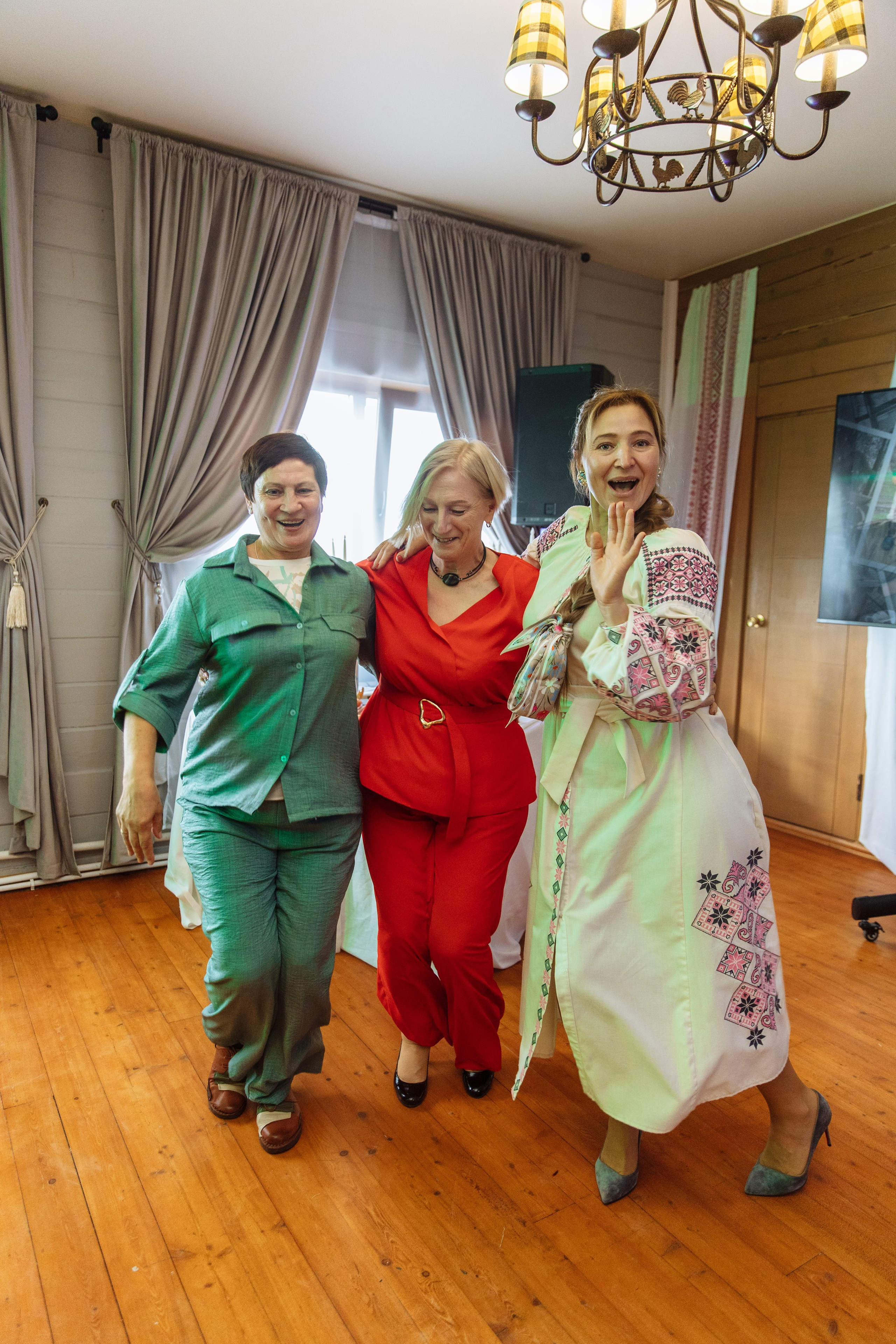 «Иван Васильевич меняет профессию» Юбилей. Свадебный и семейный фотограф в Улан-Удэ