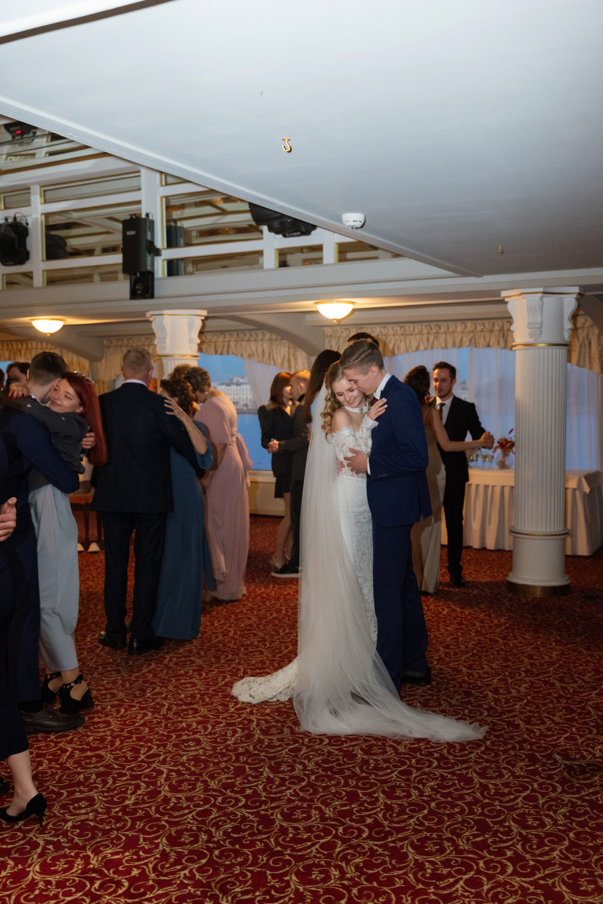 Лев и Наталья | 27.04.24. Свадебный фотограф в Санкт-Петербурге Владислава Тюльпина