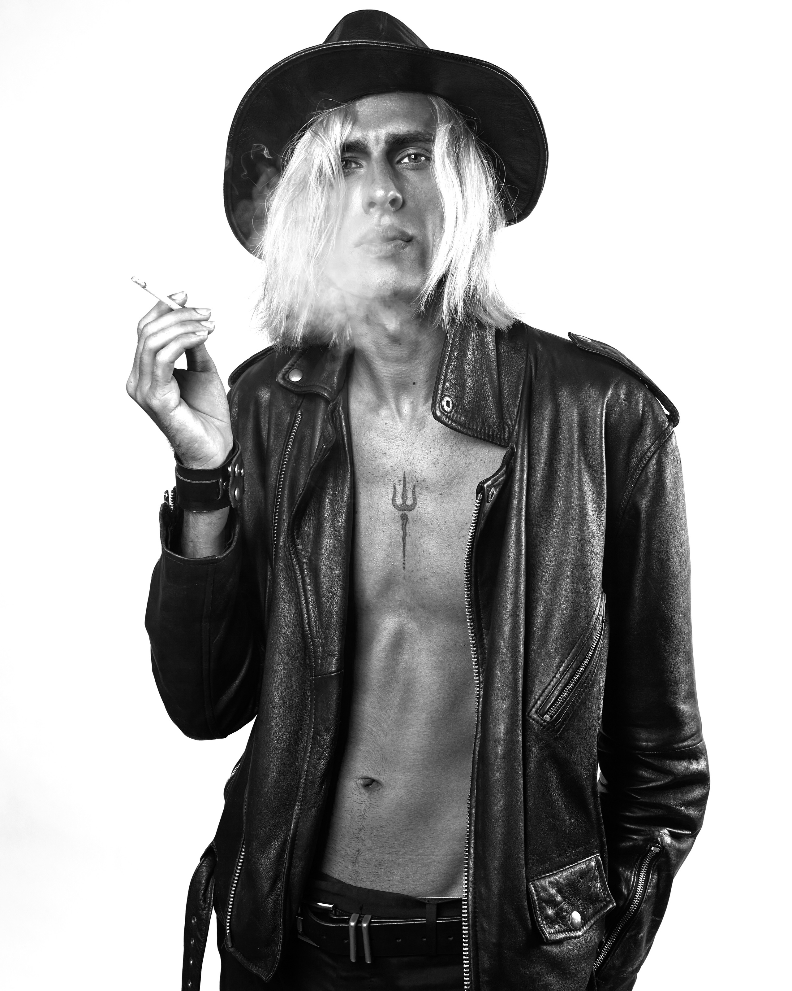 Алекша Нович. Рома Гелик фотограф из г. Москва