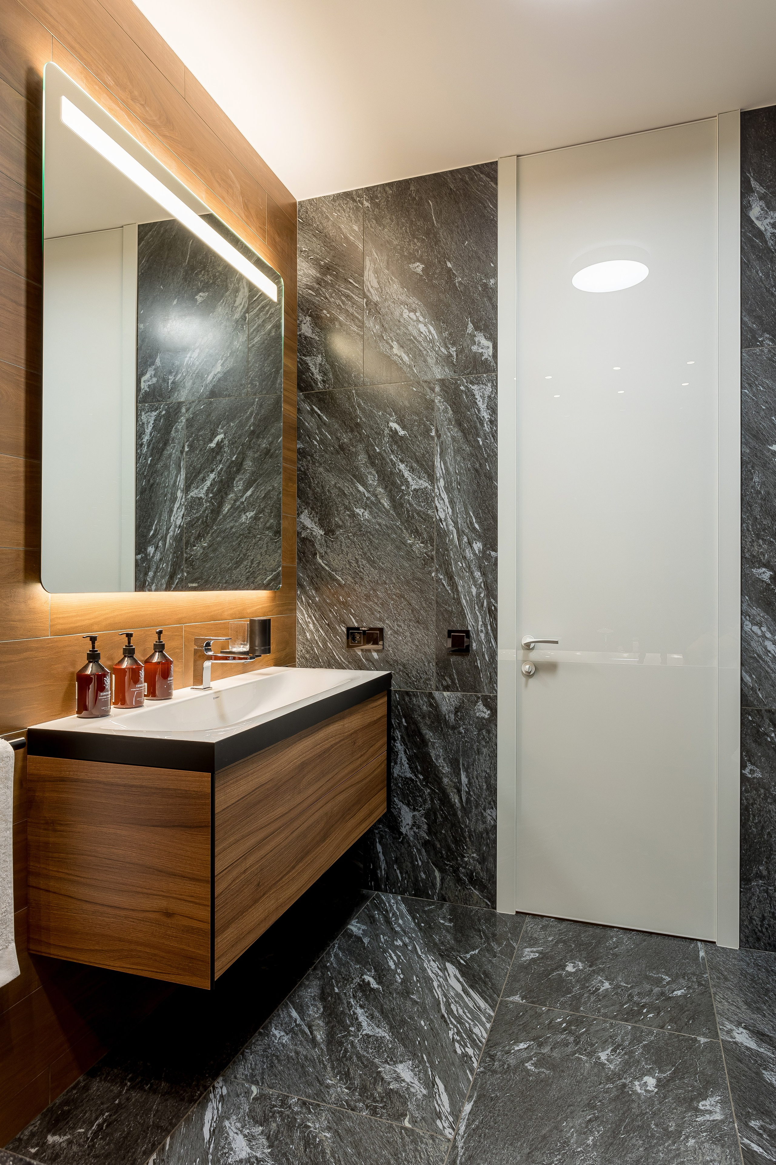 Photography with designers. Interior photographer Vitalii in Portland and Vancouver