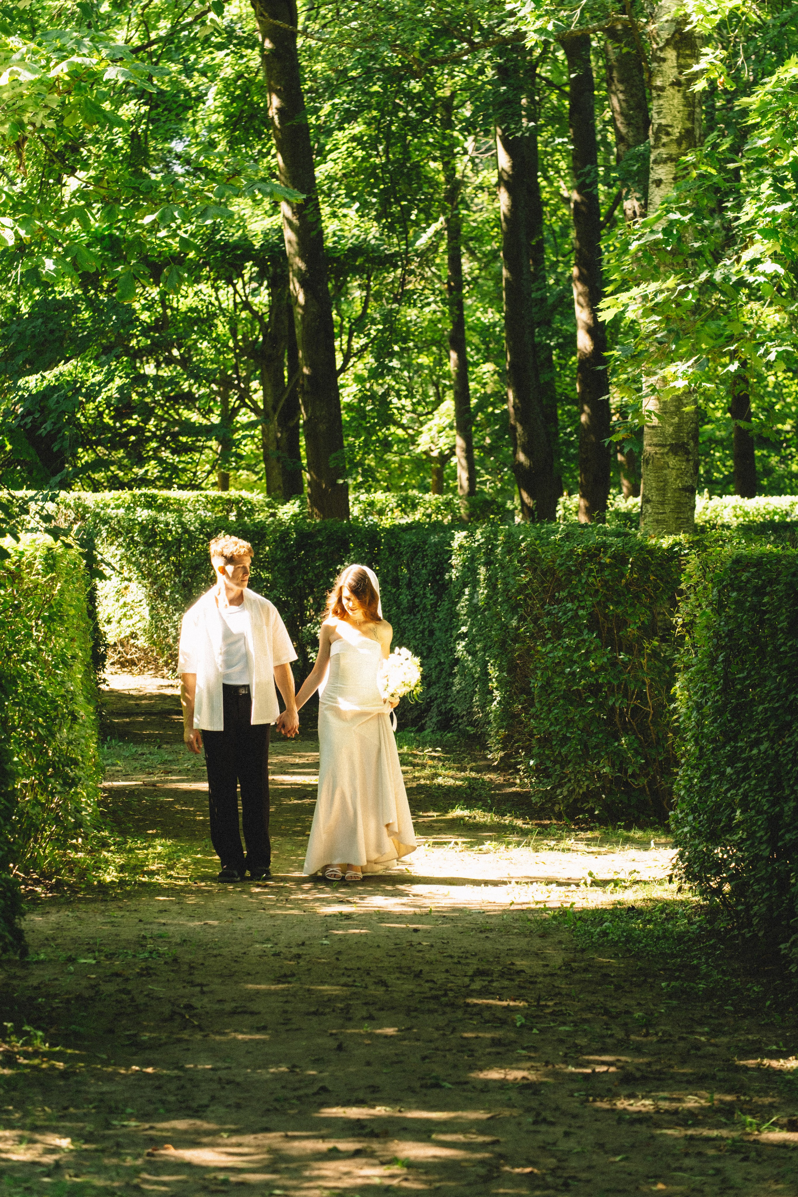 СВАДЕБНАЯ СЬЕМКА В ПЕТЕРГОФЕ И СЬЕМКА РЕПОРТАЖА В ЗАГСЕ ПЕТЕРГОФА. Профессиональный фотограф, Санкт-Петербург — Виктория Богомолова