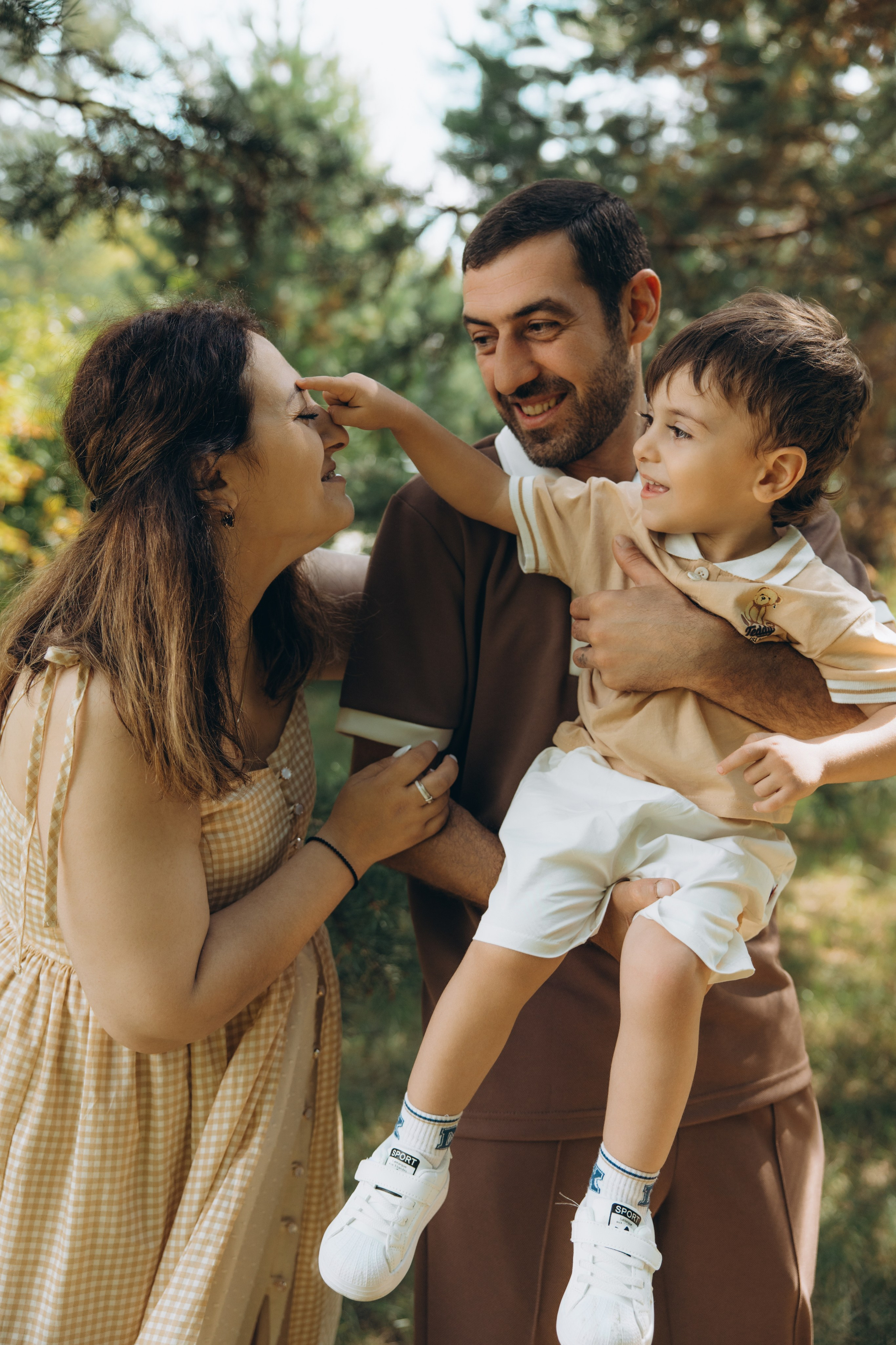 Семейная фотосессия в парке ЦПКиО. Свадебный, семейный фотограф в Иркутске Светлана Макаричева