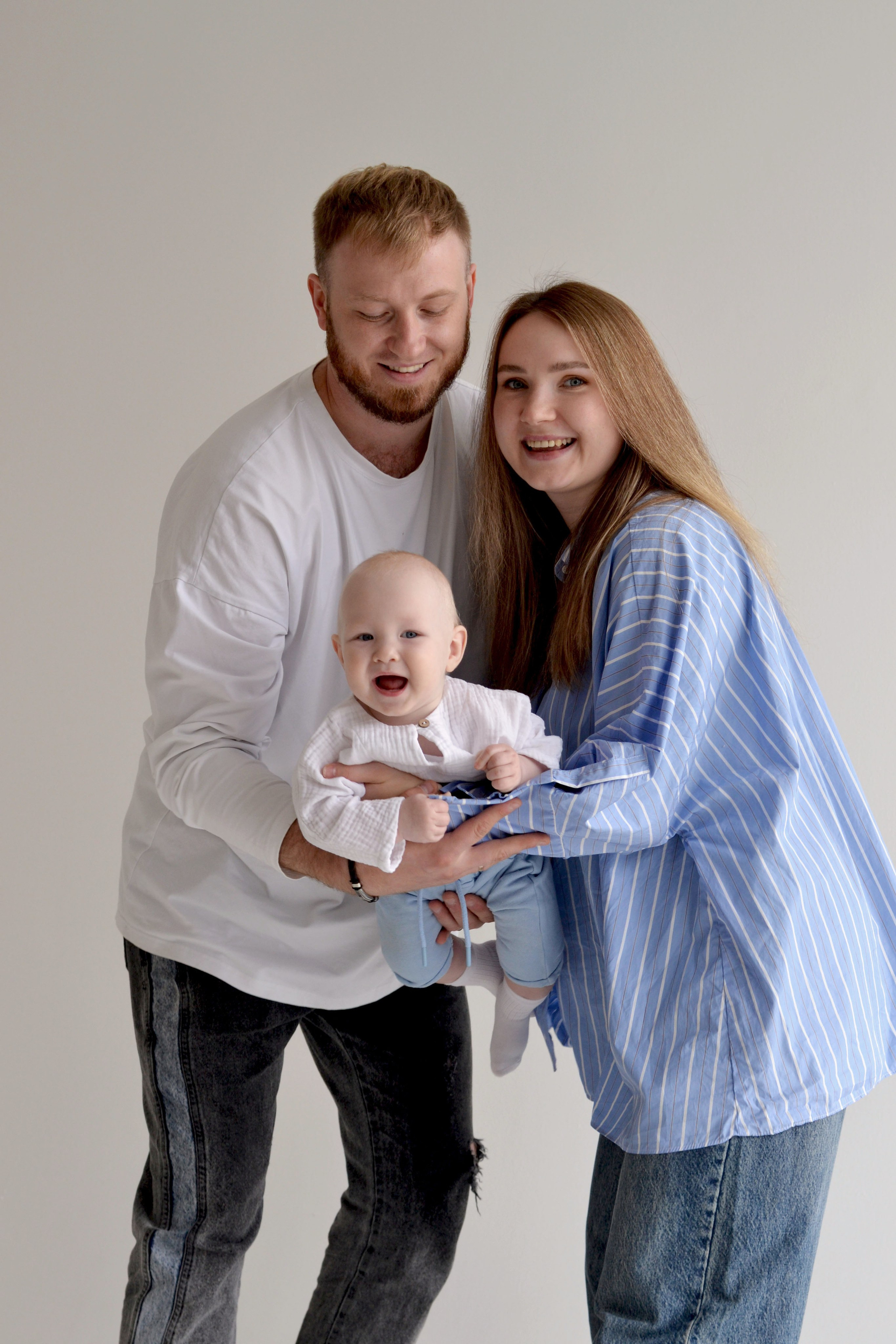 Семейная. Студия. Фотограф Ольга Дмитриева. Новосибирск