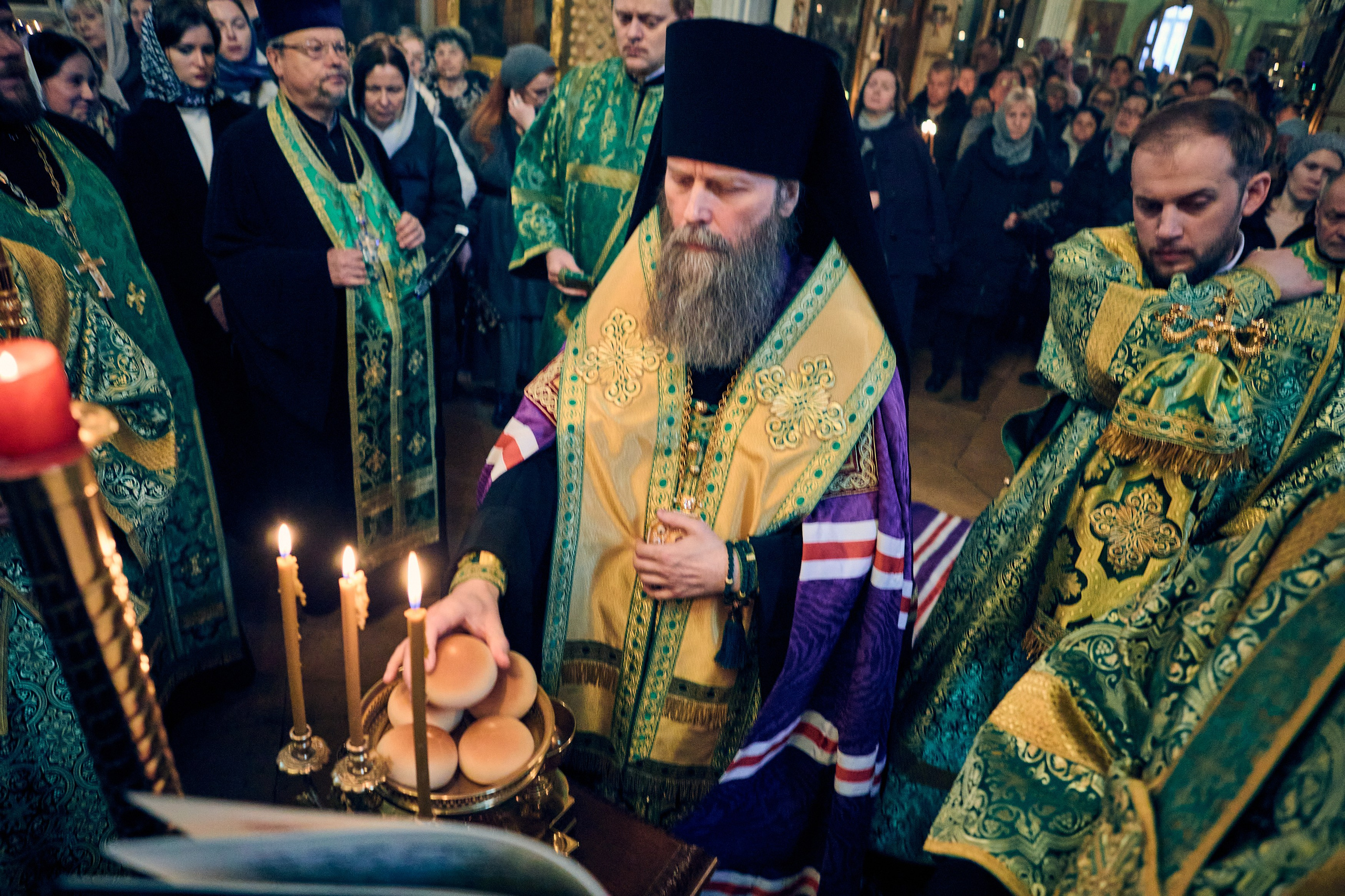 На всенощном бдении под Неделю ваий. DMITRY MOISEENKO — фотограф, художник, топ-стилист