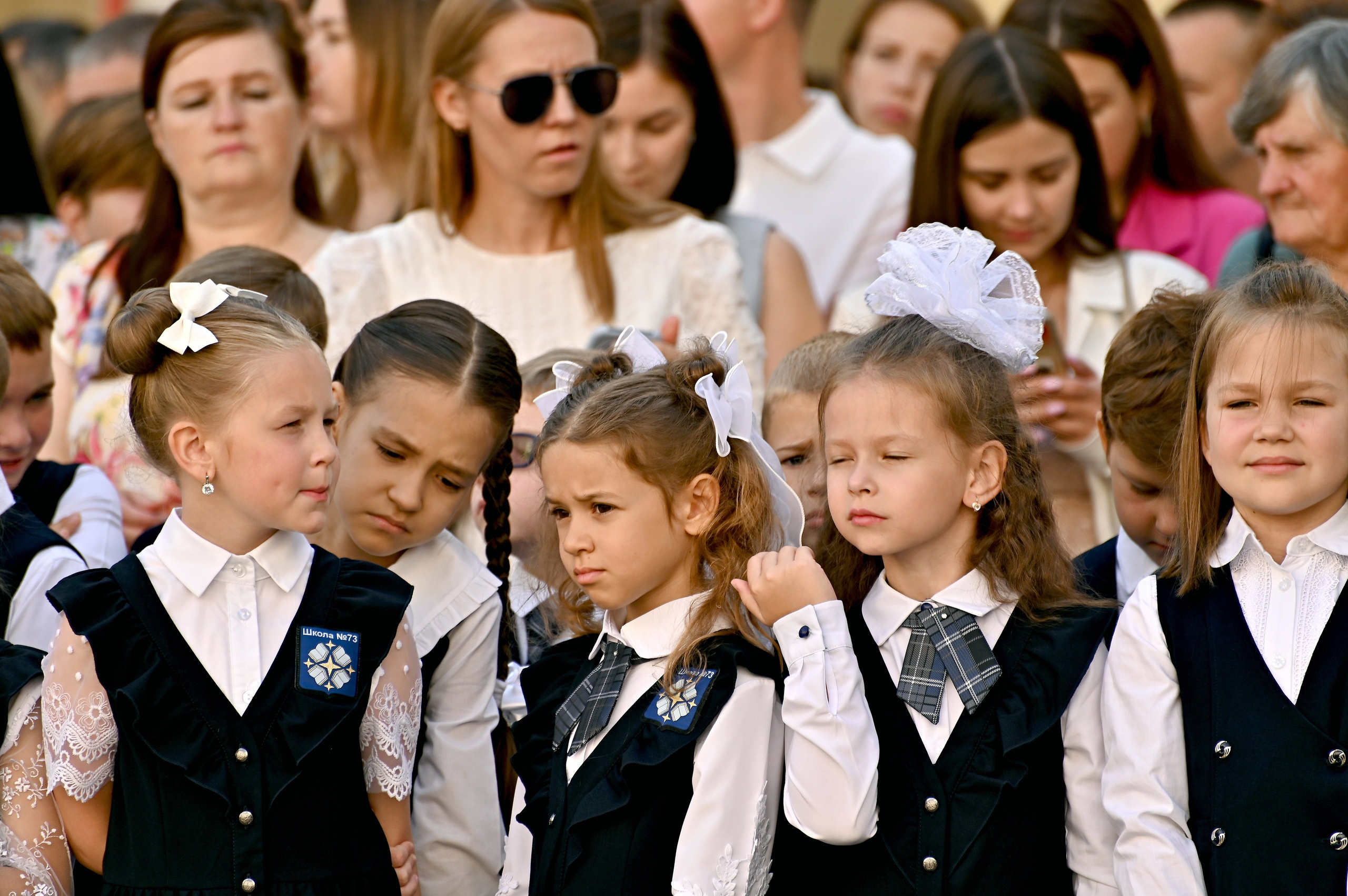 Первоклассник. ФОТОГРАФ ВАШИХ МЕРОПРИЯТИЙ РЯЗАНЬ СЕРГЕЙ КЛЮЕВ Концертная фотография близка к репортажу и портретной съемке