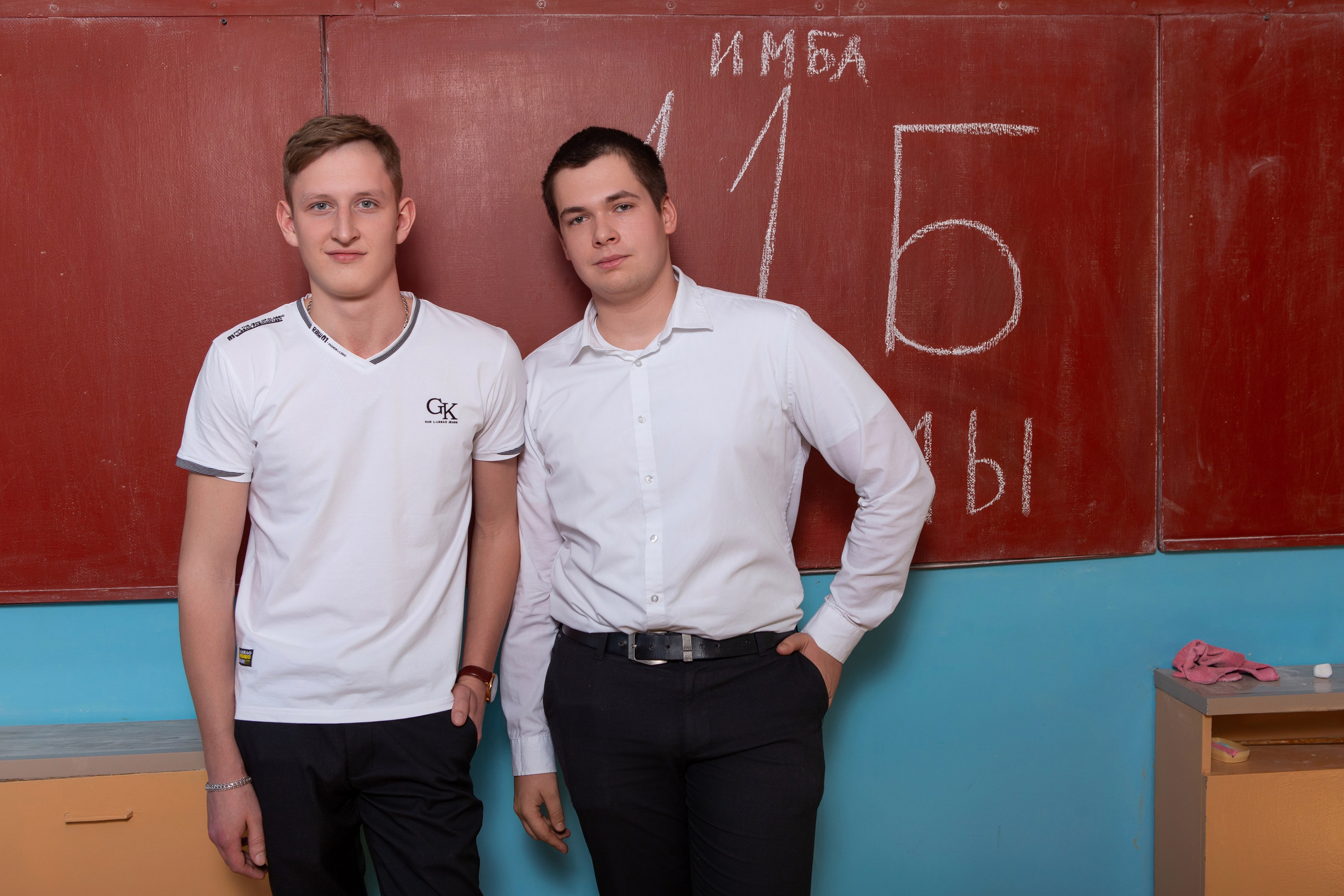 ФОТОСЕССИЯ В КЛАССЕ ДЛЯ 11 КЛАССОВ -2. ТВОЙ АЛЬБОМ / ТВОИ ПРАВИЛА