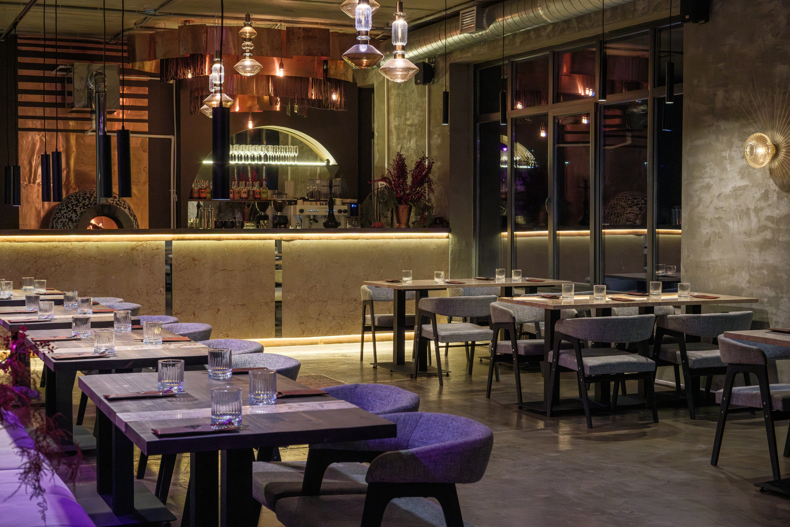 Ресторан «КОВЁР» Тырныауз. Фотограф на Эльбрусе • Роман Шатхин