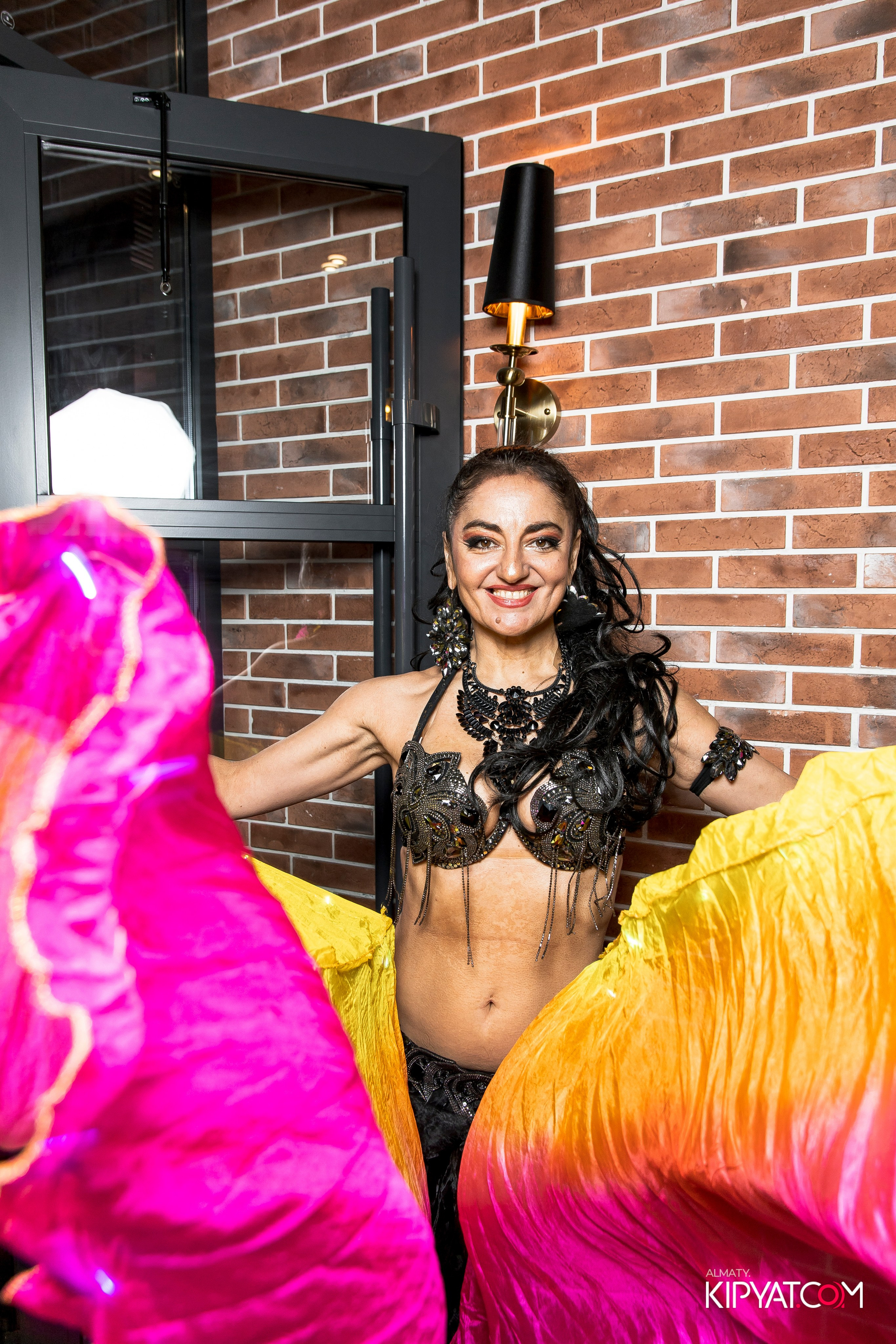 РЕСТОРАН ВЕСЕЛИДЗЕ НА ШЕВЧЕНКО. КИПЯТКОМ АЛМАТЫ! Фотосъемка мероприятий в Алматы