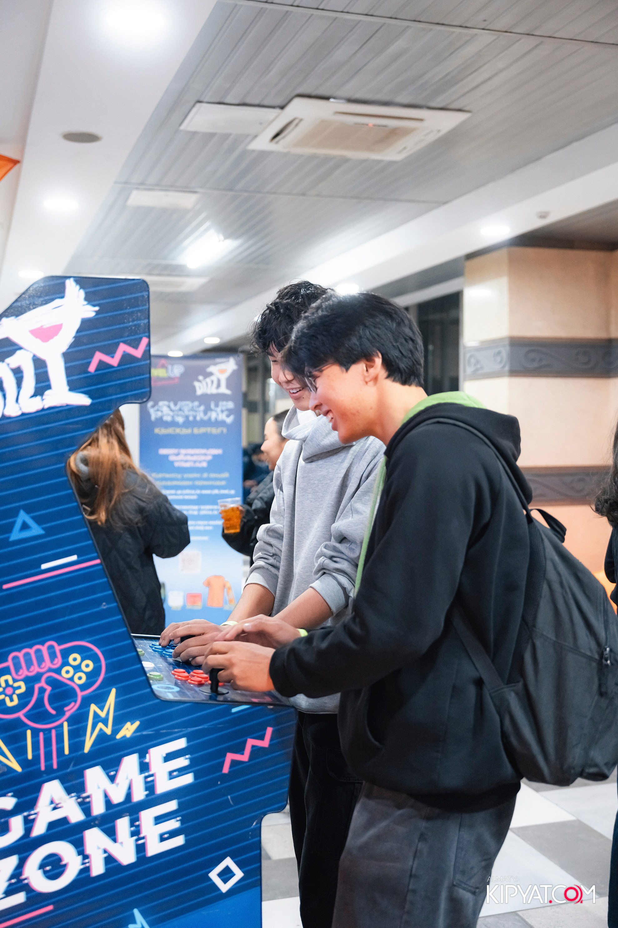 ЗИМНИЙ ФЕСТИВАЛЬ LEVEL UP. КИПЯТКОМ АЛМАТЫ! Фотосъемка мероприятий в Алматы