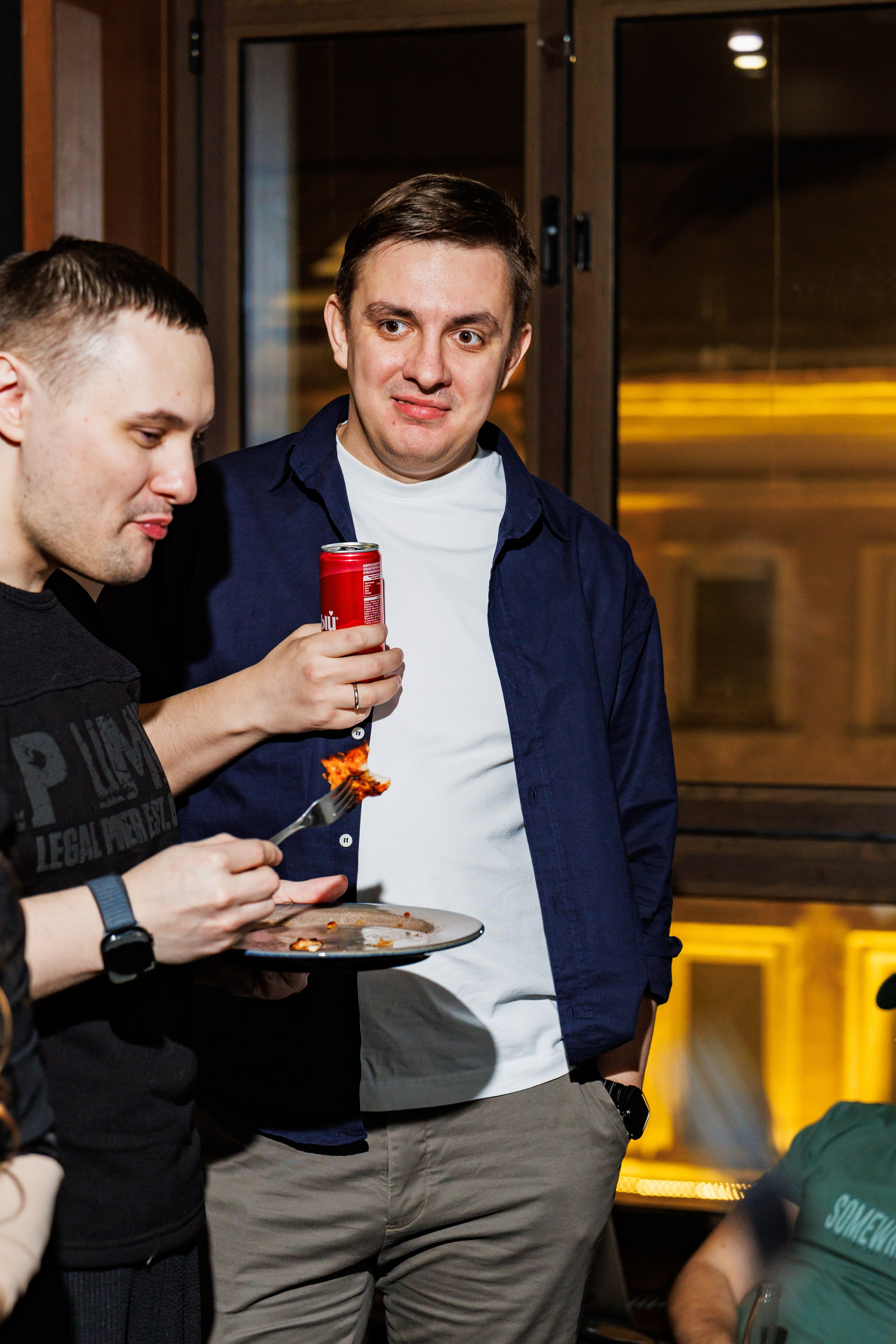 Вечеринка в караоке. Фотограф в Москве Дмитрий Емельянов