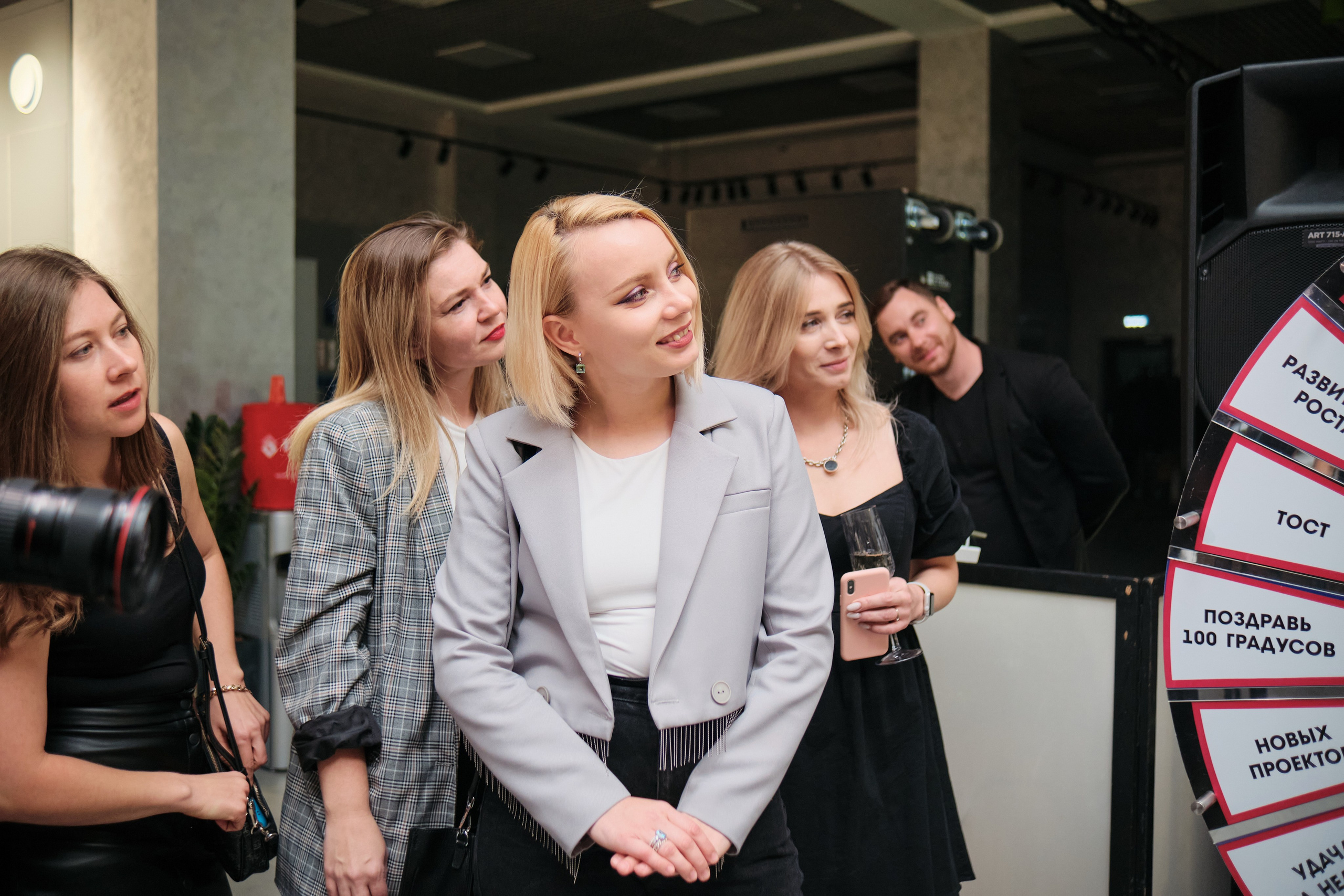 Открытие салона 100 градусов. Антон Ив