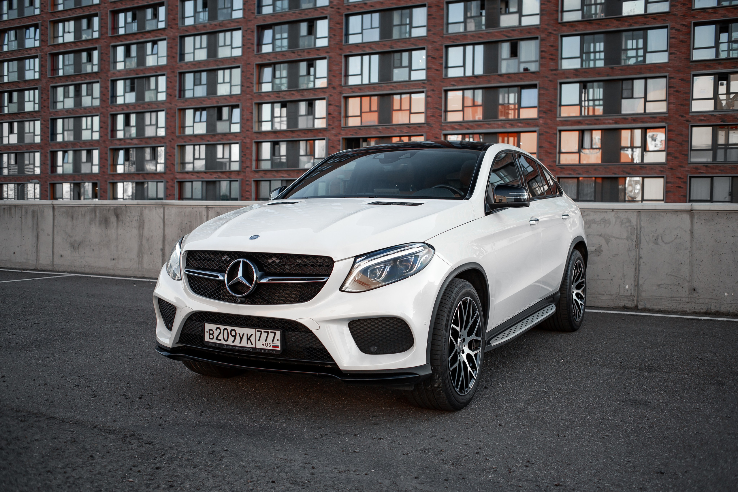 Mercedes-Benz GLE 350d. Автомобильный фотограф в Москве Андрей Емельянов