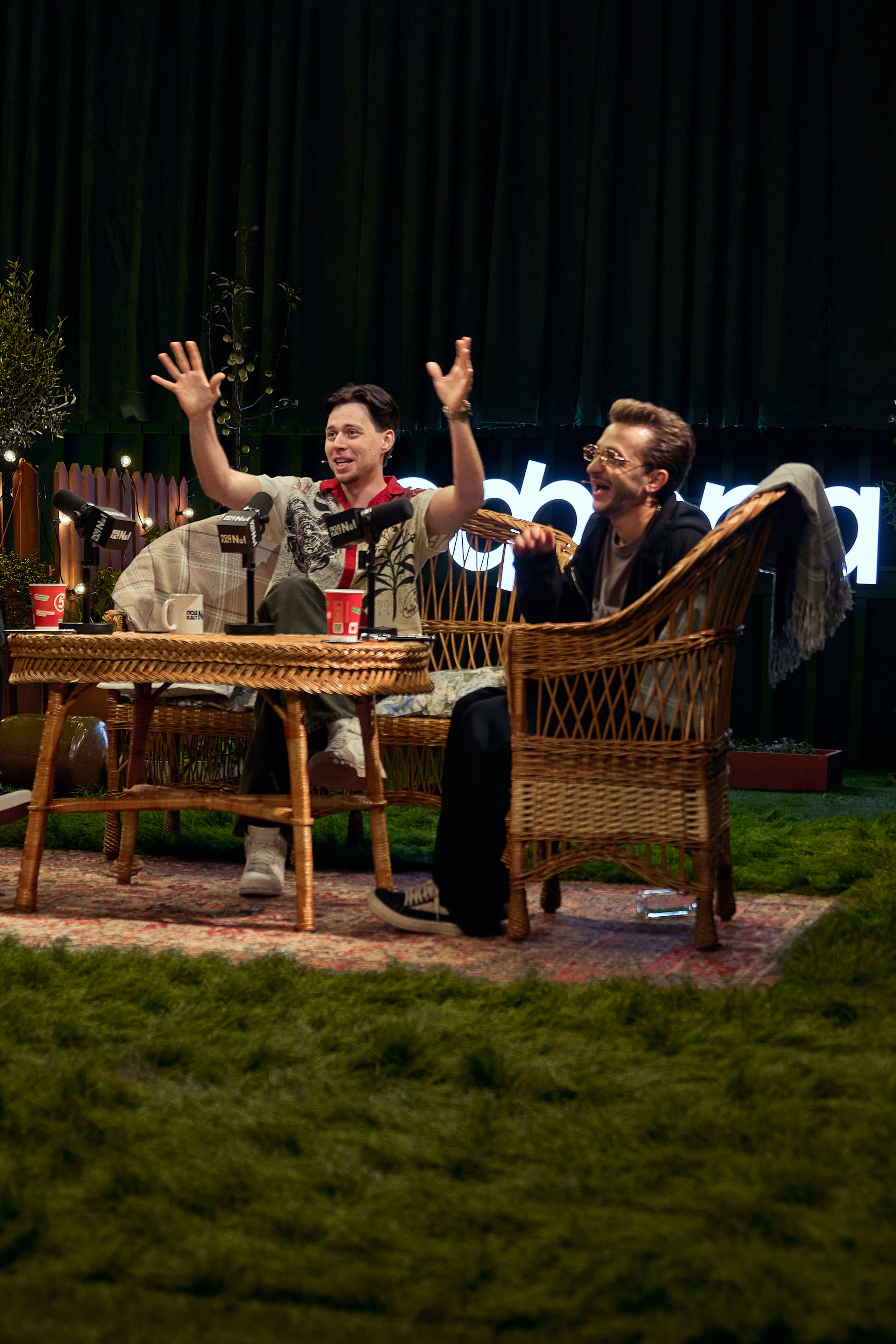 Бэстейдж «Летний подкаст № 1». Главная