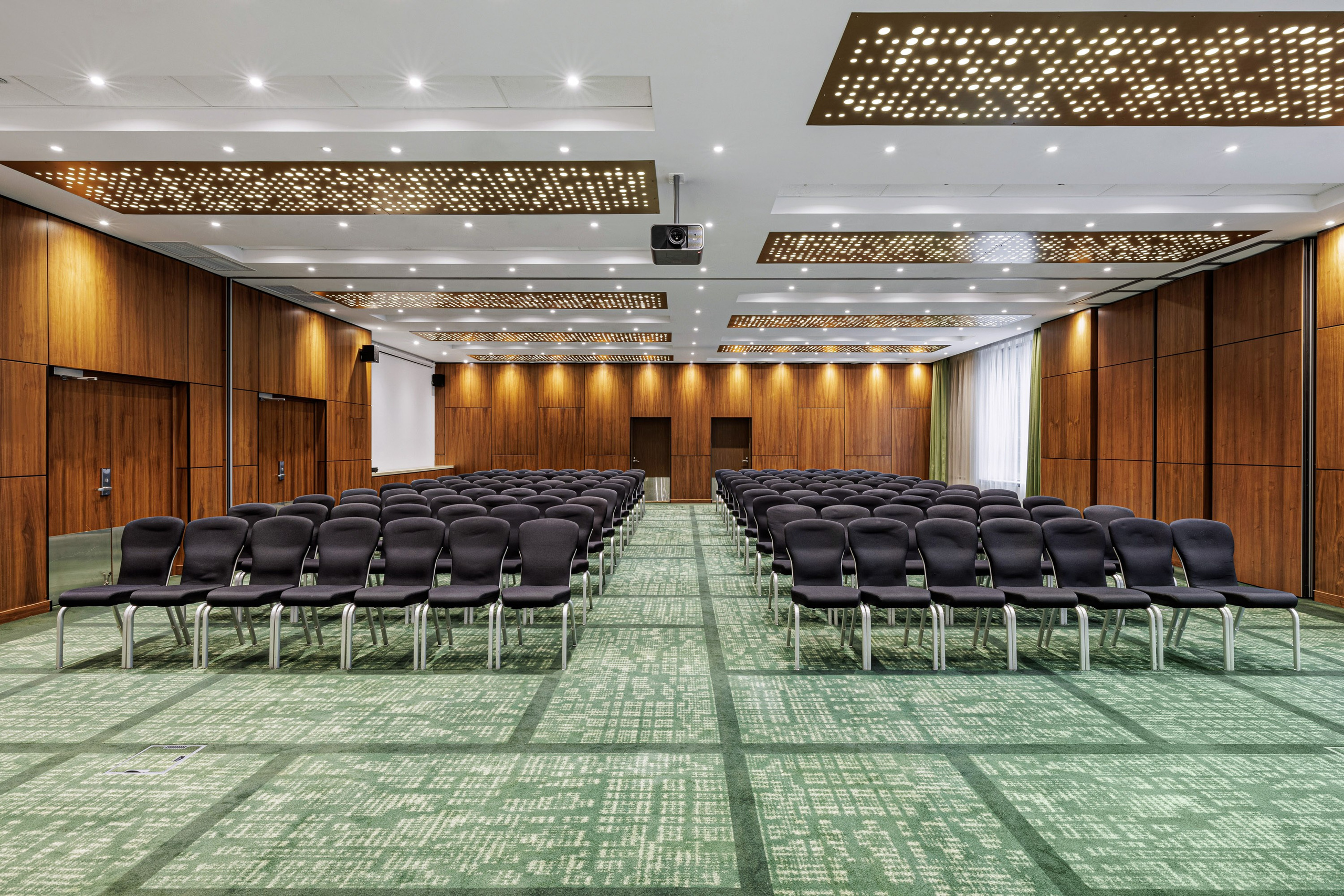 Cosmos Selection Moscow Sheremetyevo Airport Hotel