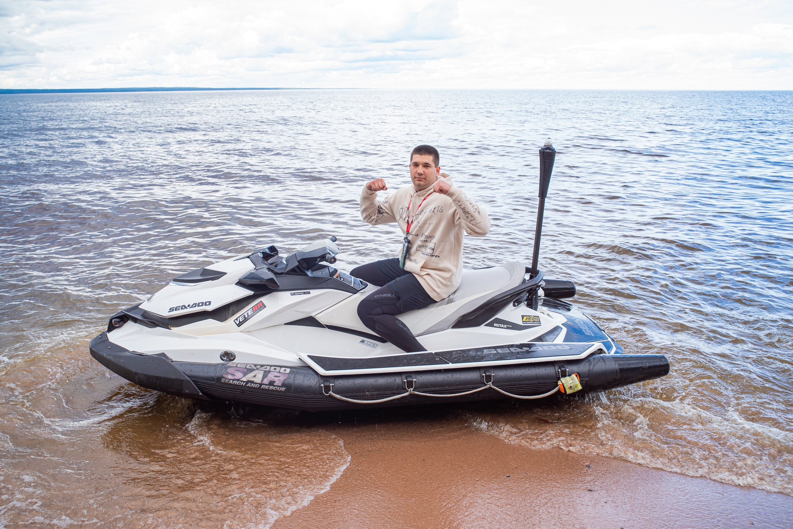 Гидровыезд в Коневский мужской монастырь. Свадебный, семейный, портретный, репортажный фотограф в Санкт-Петербурге