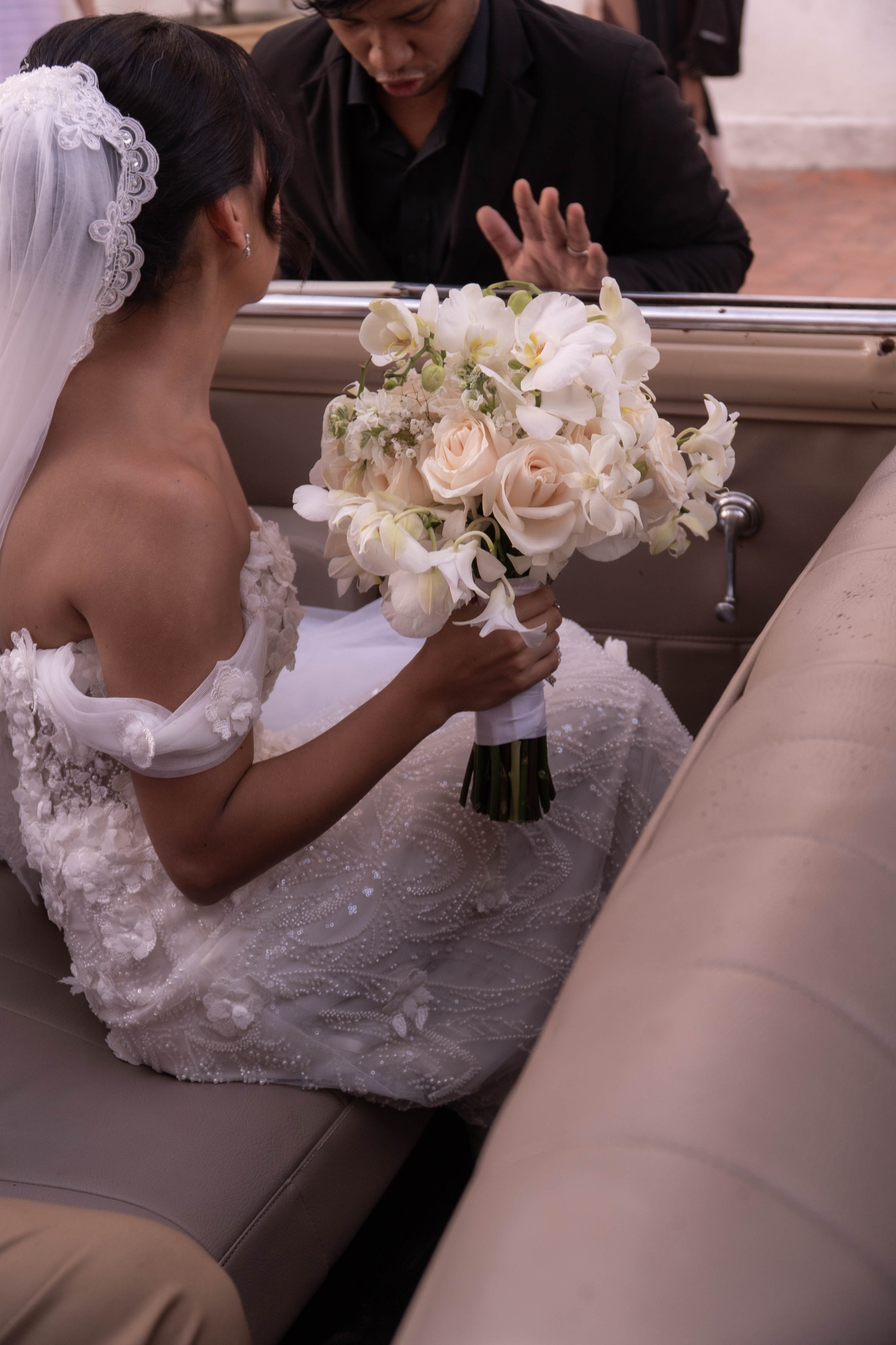 Catalina and Romain. Wedding Photographer in Barcelona and Medellin