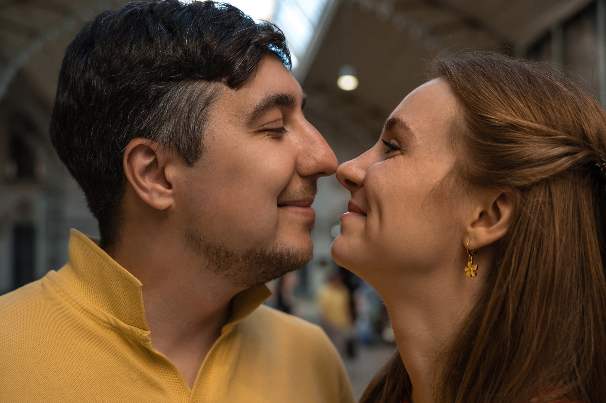 Пара на Витебском вокзале. Свадебный и семейный фотограф из Санкт-Петербурга Климов Анатолий