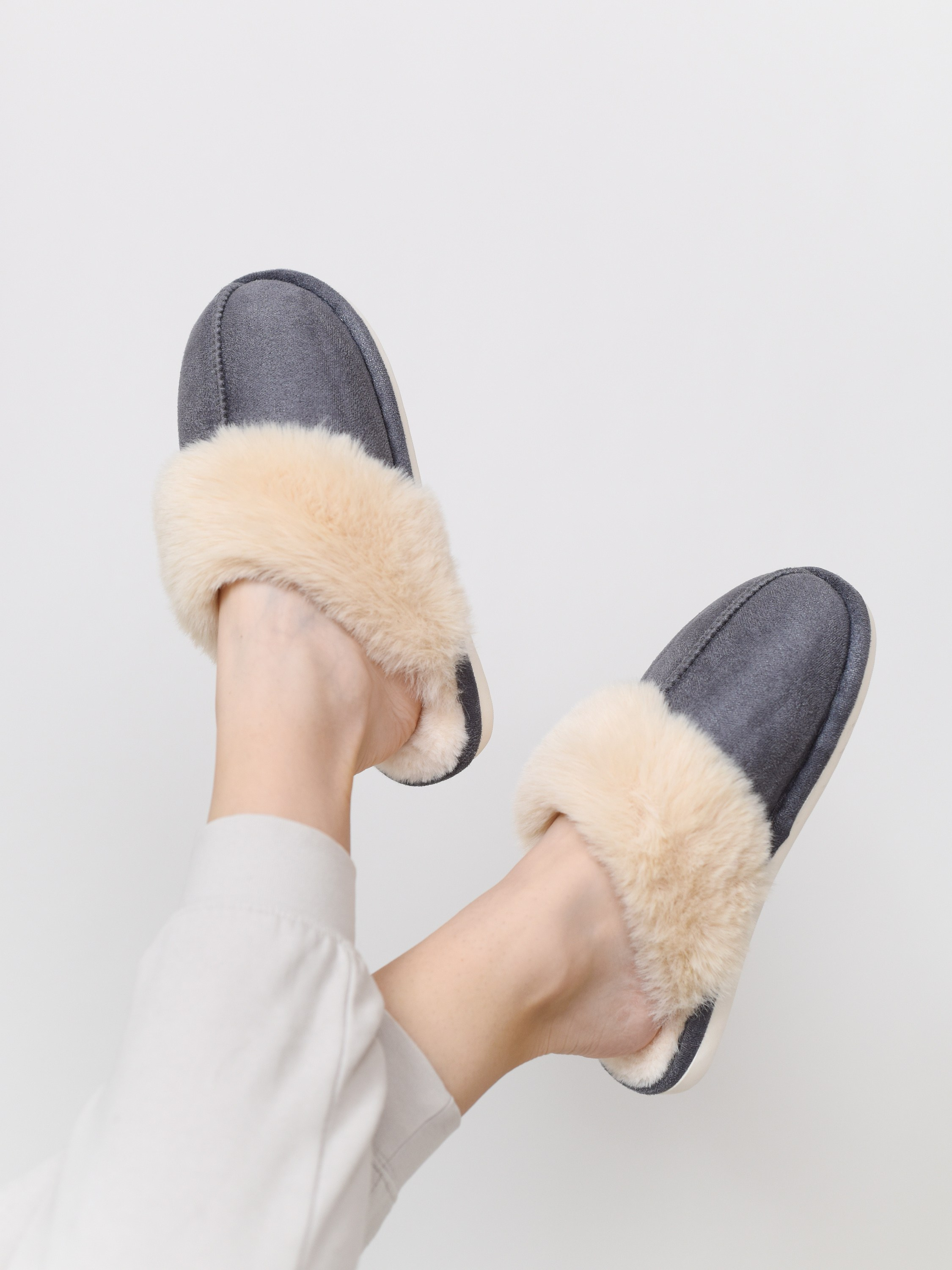 Обувь. Предметный фотограф, инфографика и видео в Санкт-Петербурге