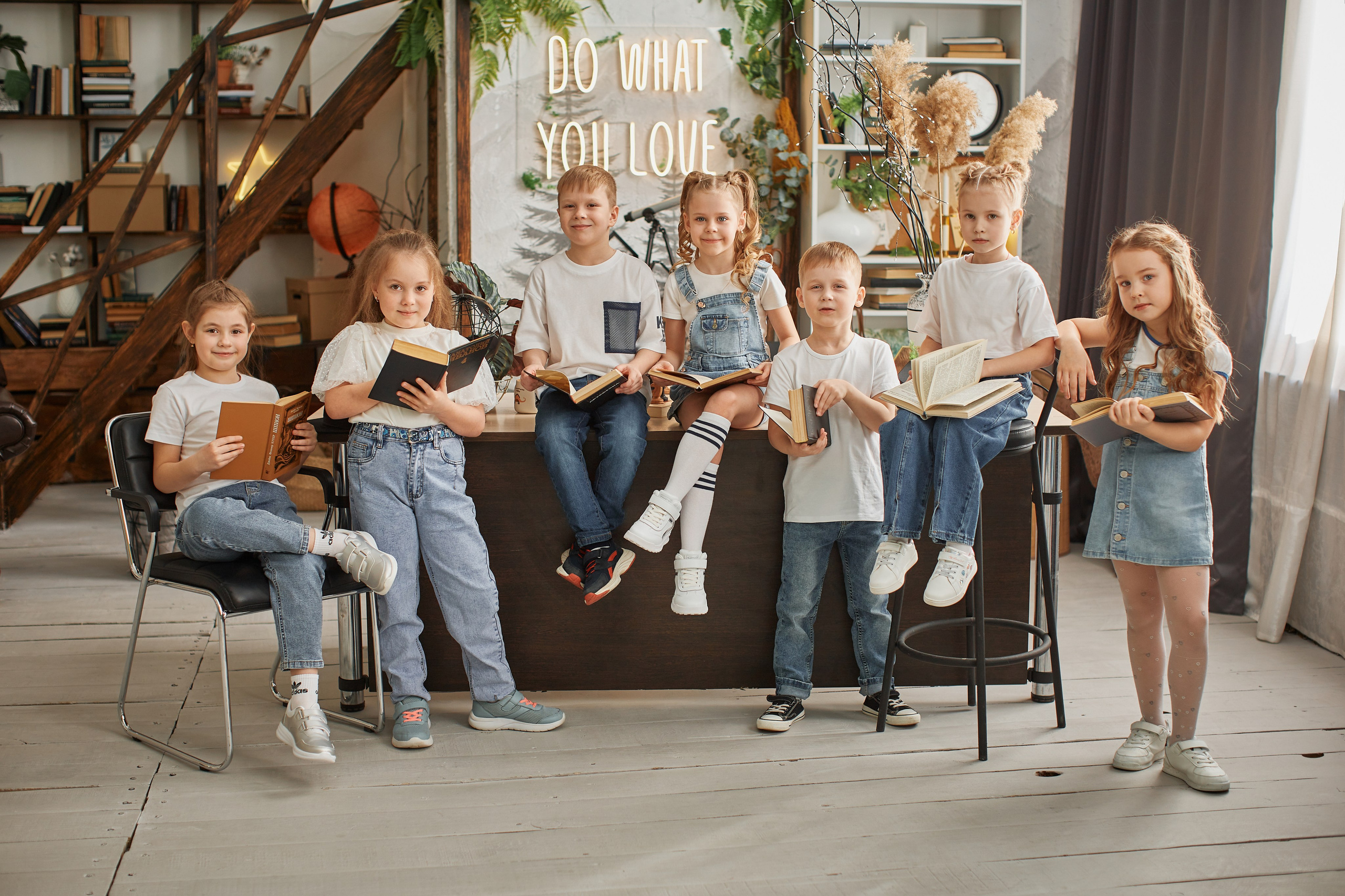 Групповые. Выпускные альбомы в городе Курган для всех