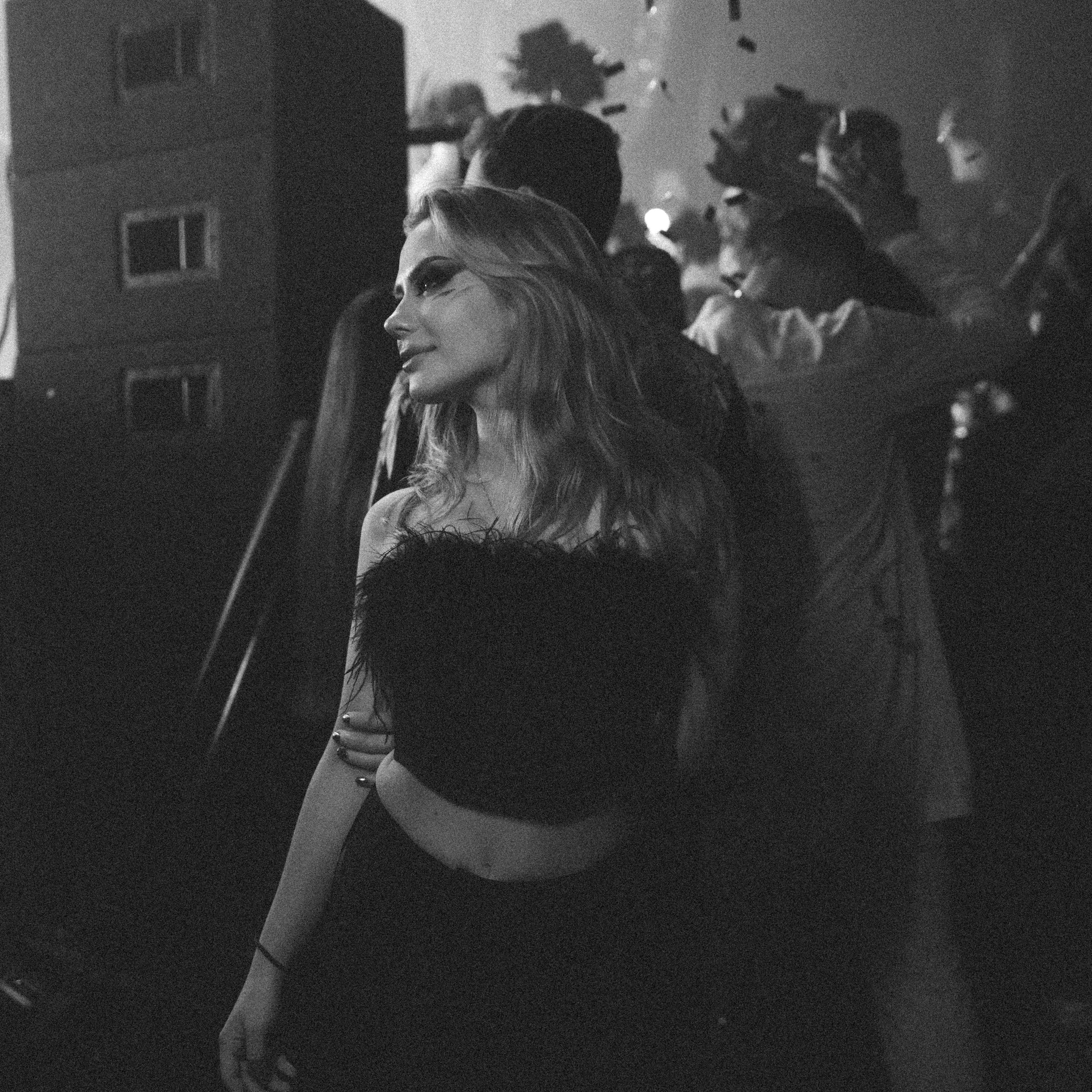 Клубный репортаж в Lookin Rooms. Свадебный и портретный фотограф в Москве Жердев Даниил