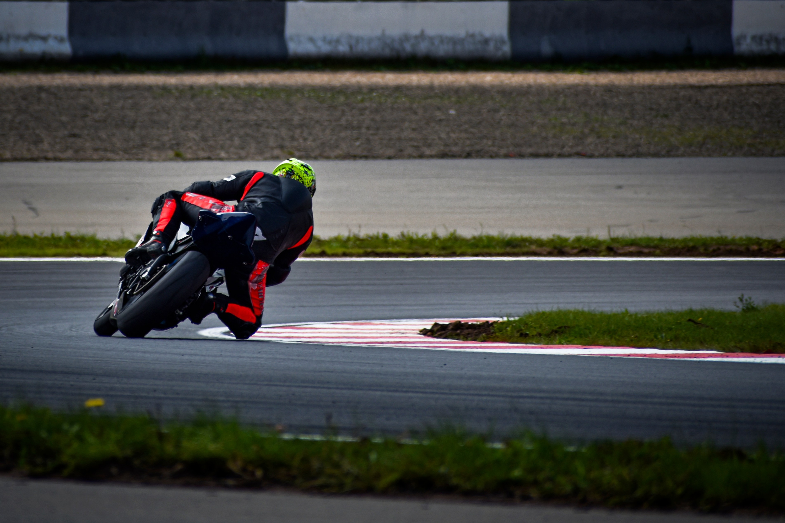 Шоссейно-кольцевые мотогонки 2024. Голосов Дмитрий — автоспортивный фотограф