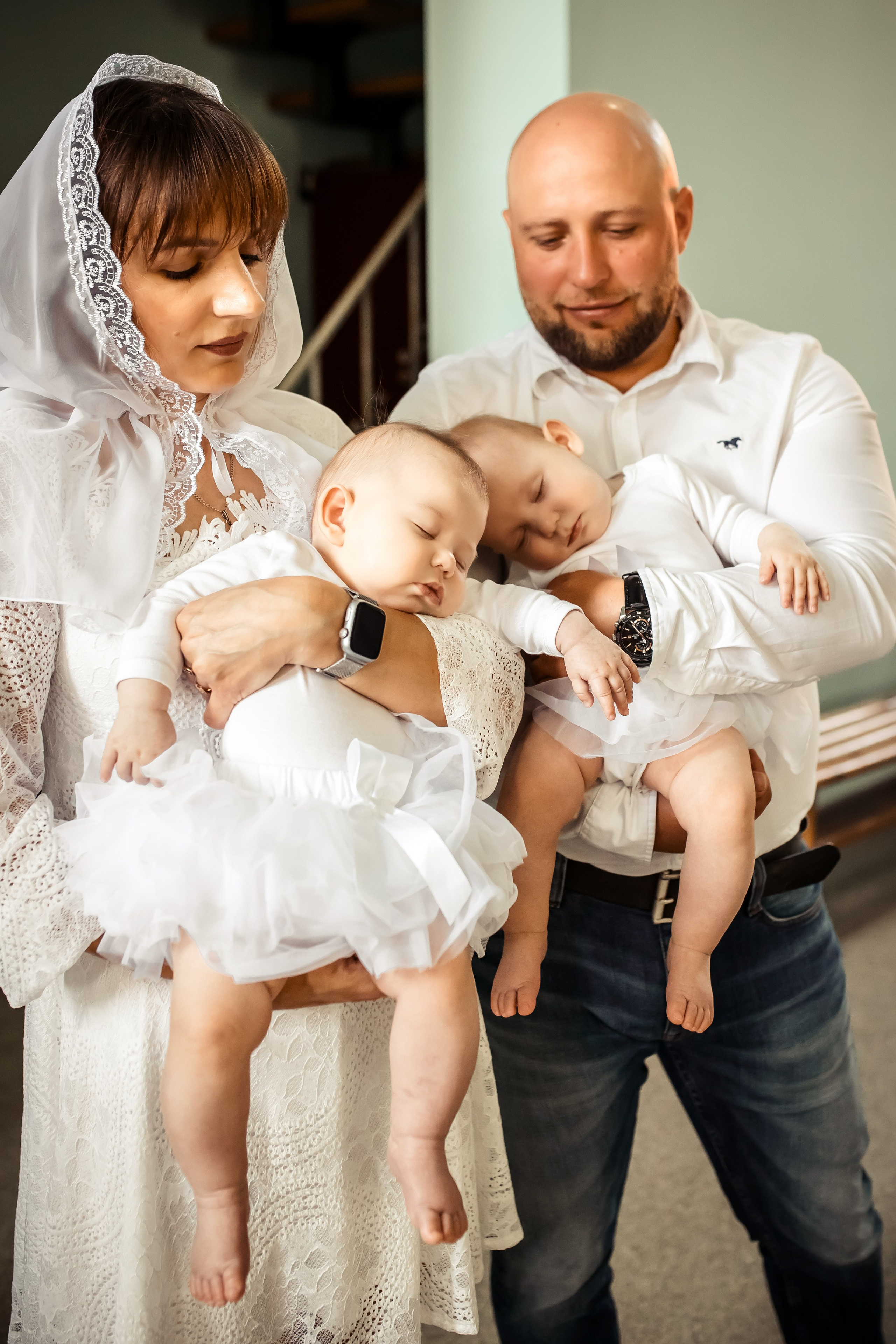 Крещение Милании и Эмилии