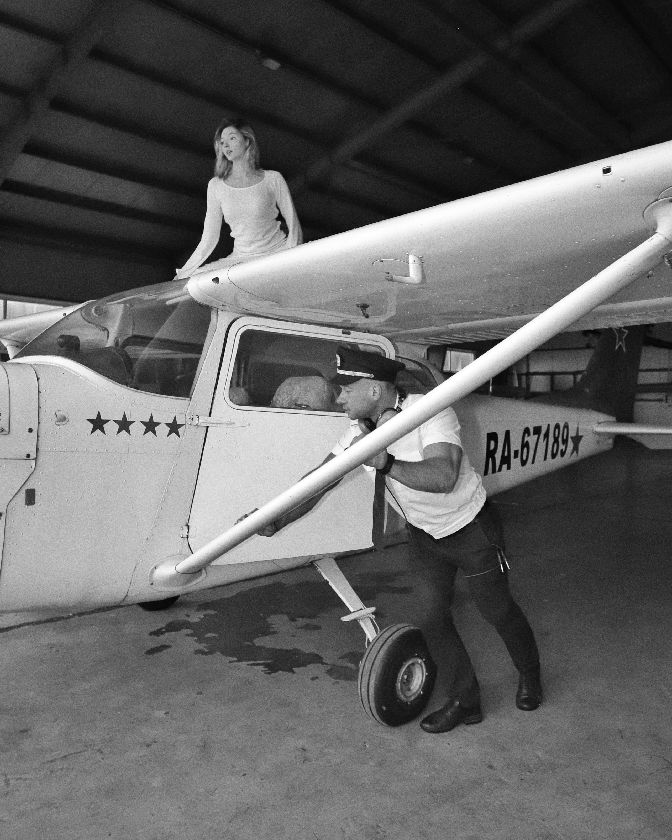 Креативная творческая съёмка. Привет! Меня зовут Даша! И я фотохудожник из Москвы!