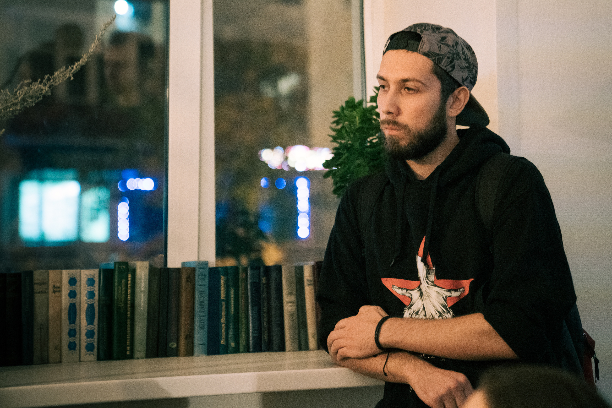 13.10|Попробуй прочесть. Репортажный фотограф Света Асадчая