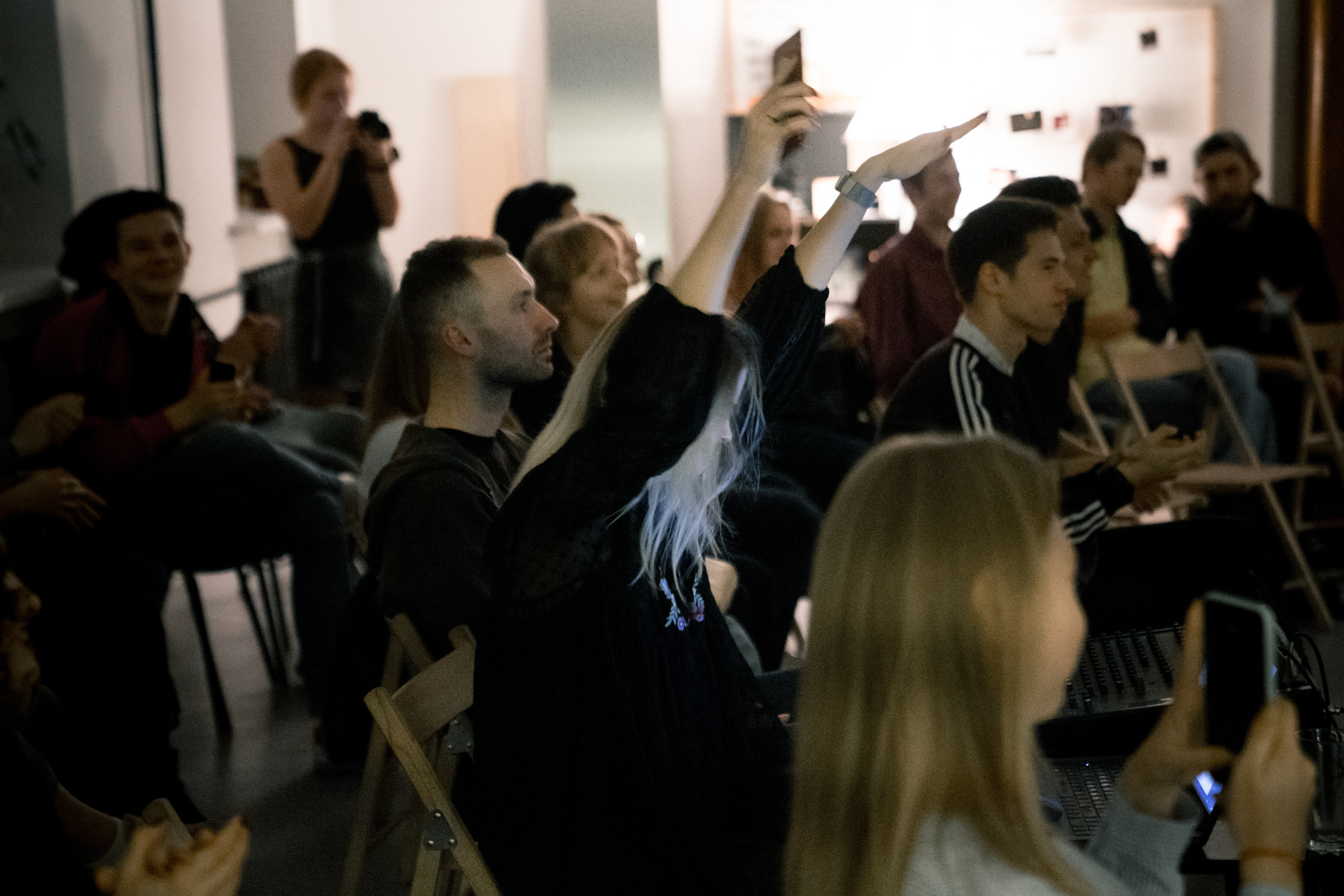 13.10|Попробуй прочесть. Репортажный фотограф Света Асадчая