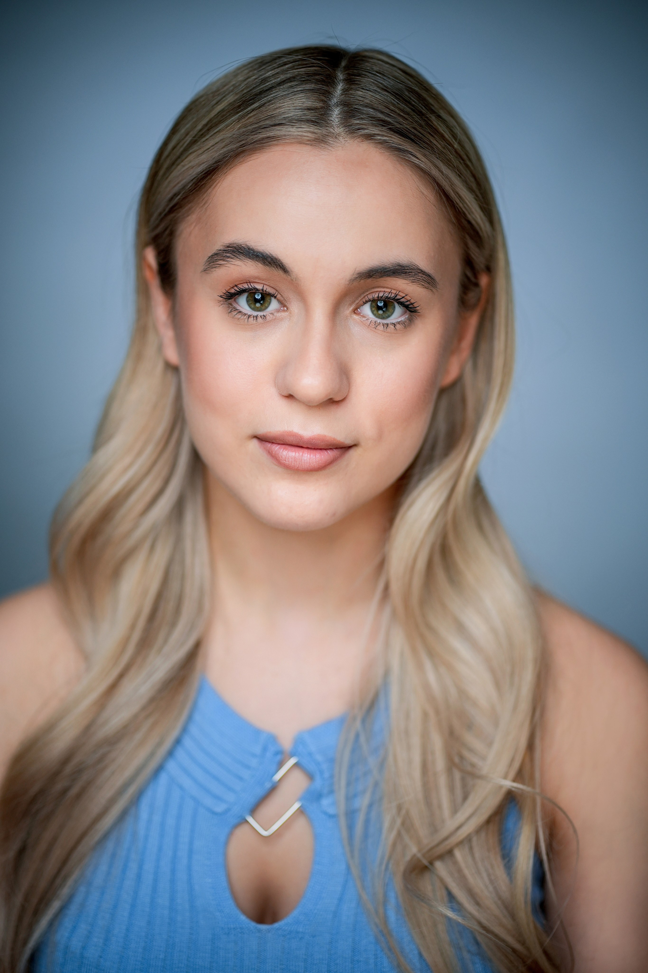 Актриса Серафима Коваленко. Портретная съемка в Москве, студийный фотограф Игорь Фомин