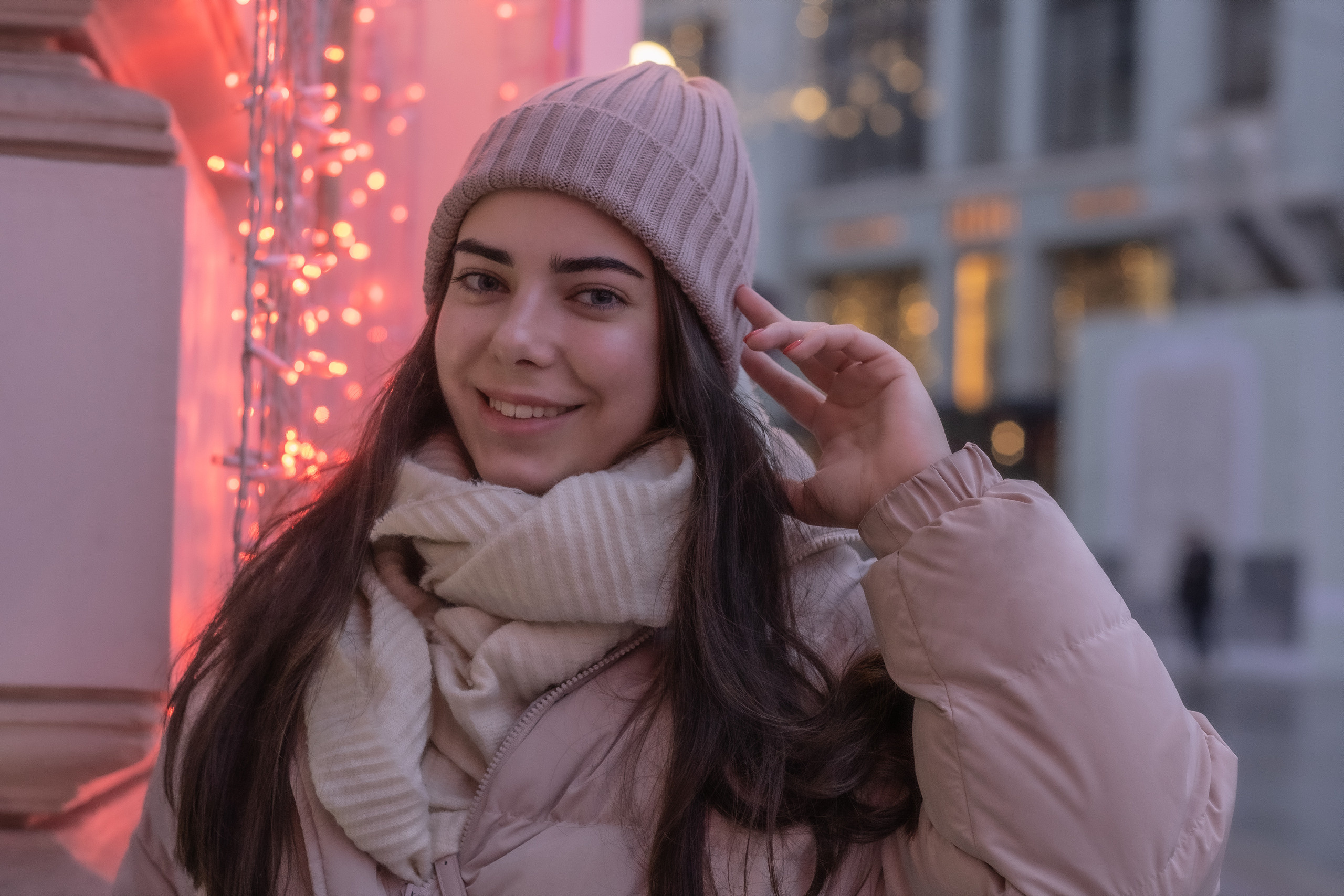 Фотопрогулка с Алиной и Димой. Разноцветный вечер. Фотограф в Москве Ирина Иванова