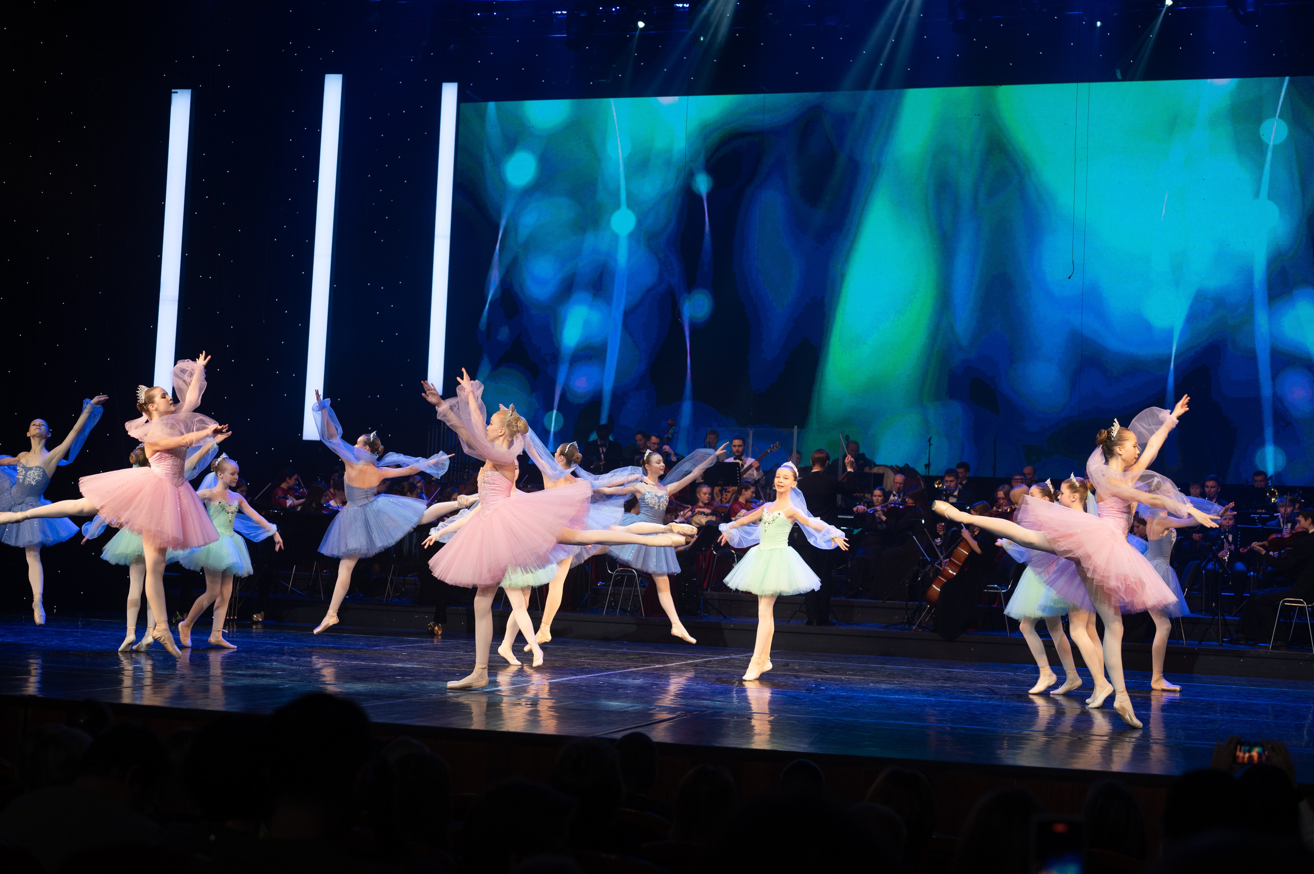 Отчетный концерт ДШИ «Гармония» «Зимняя гармония». Фотограф новорожденных, семейный детский в Тюмени Татьяна Морозова