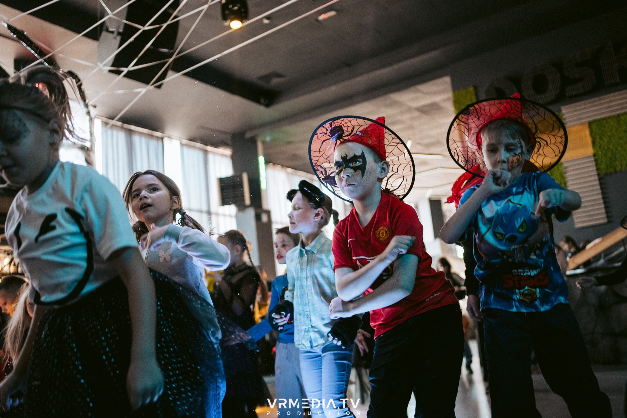 Baby time в баре «Друзья»