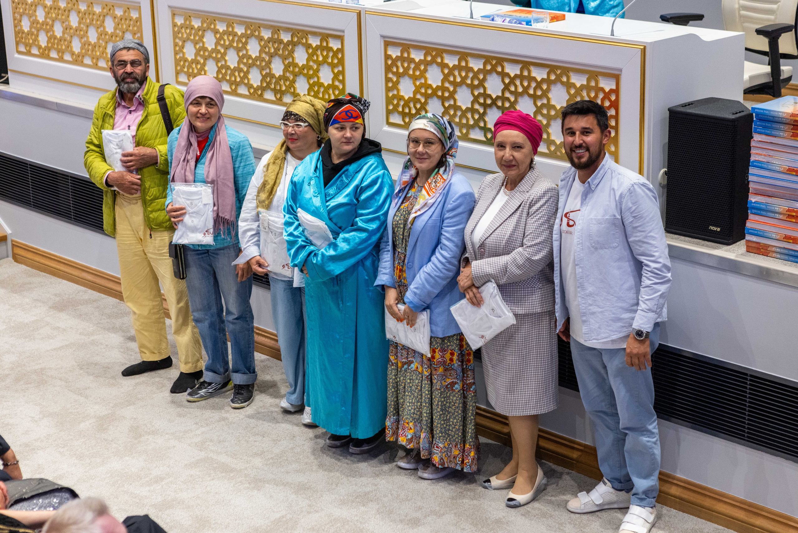 Репортаж с презентации книги — «Москва: город вязевый». Рекламный, предметный, репортажный, семейный фотограф и художник в Москве