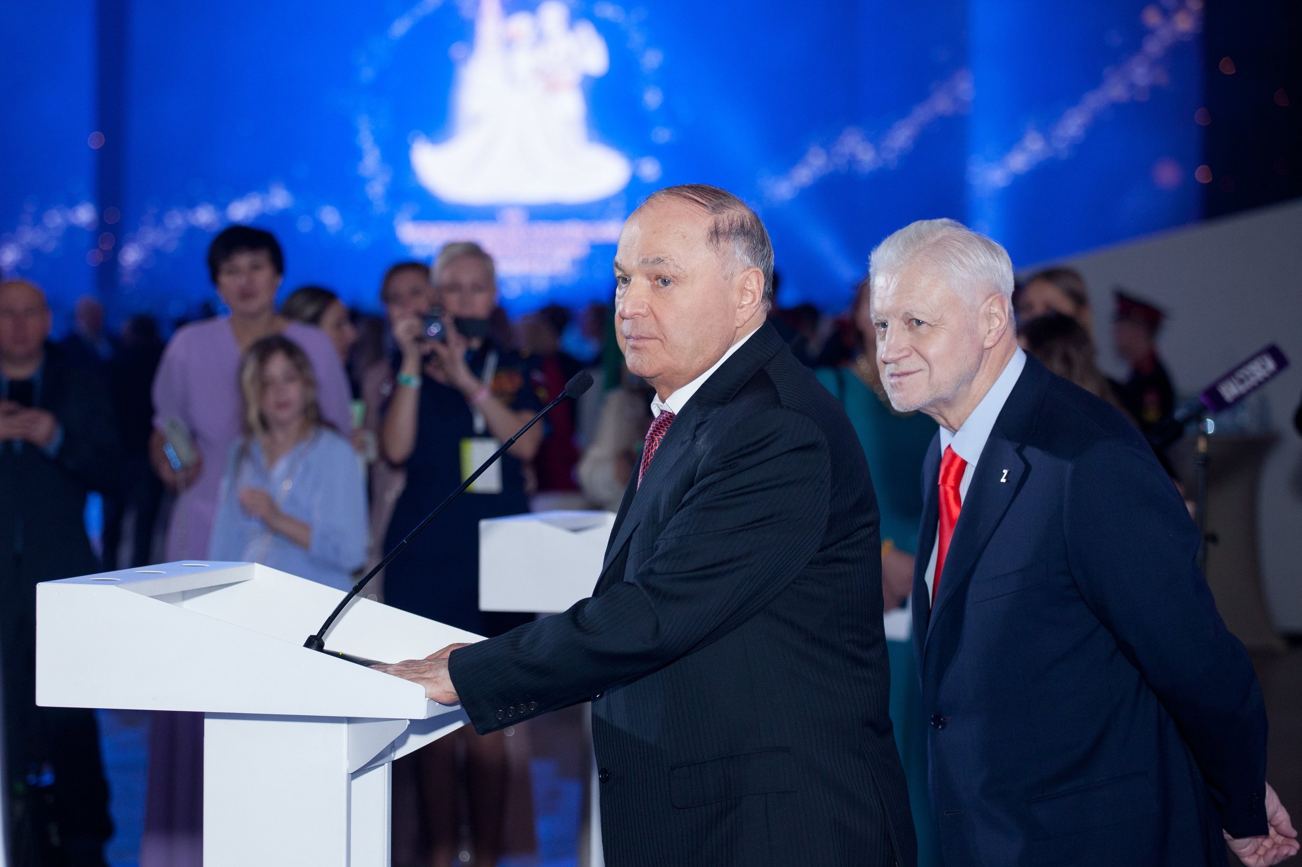 VIII «Международный Кремлёвский Благотворительный Кадетский Бал». Рекламный, предметный, репортажный, семейный фотограф и художник в Москве