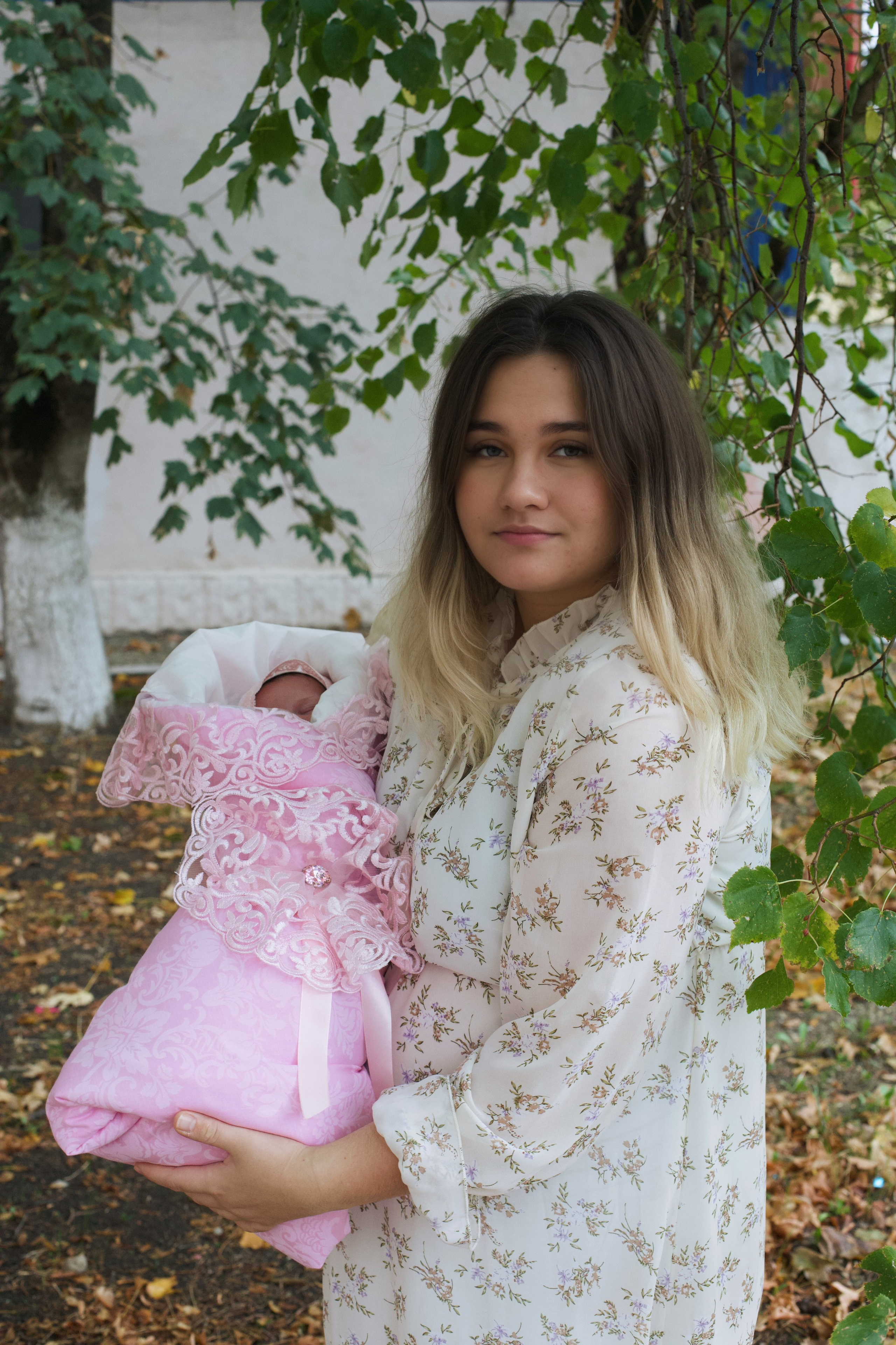 Выписка Аня и Давид. Репортажный фотограф Анапа