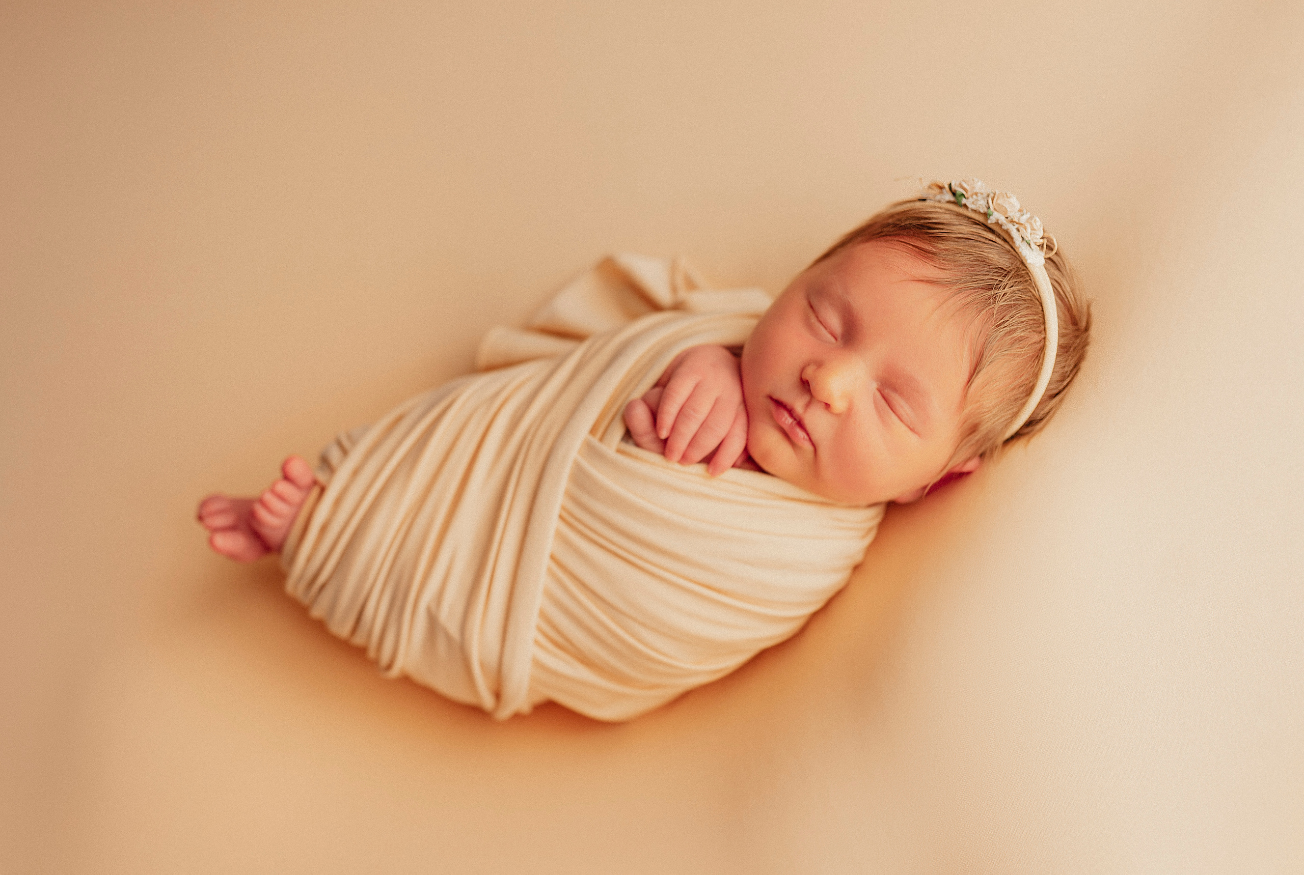 Ксения 11 дней. Фотограф новорожденных в Москве Щелково и МО Ангелина Энговатова