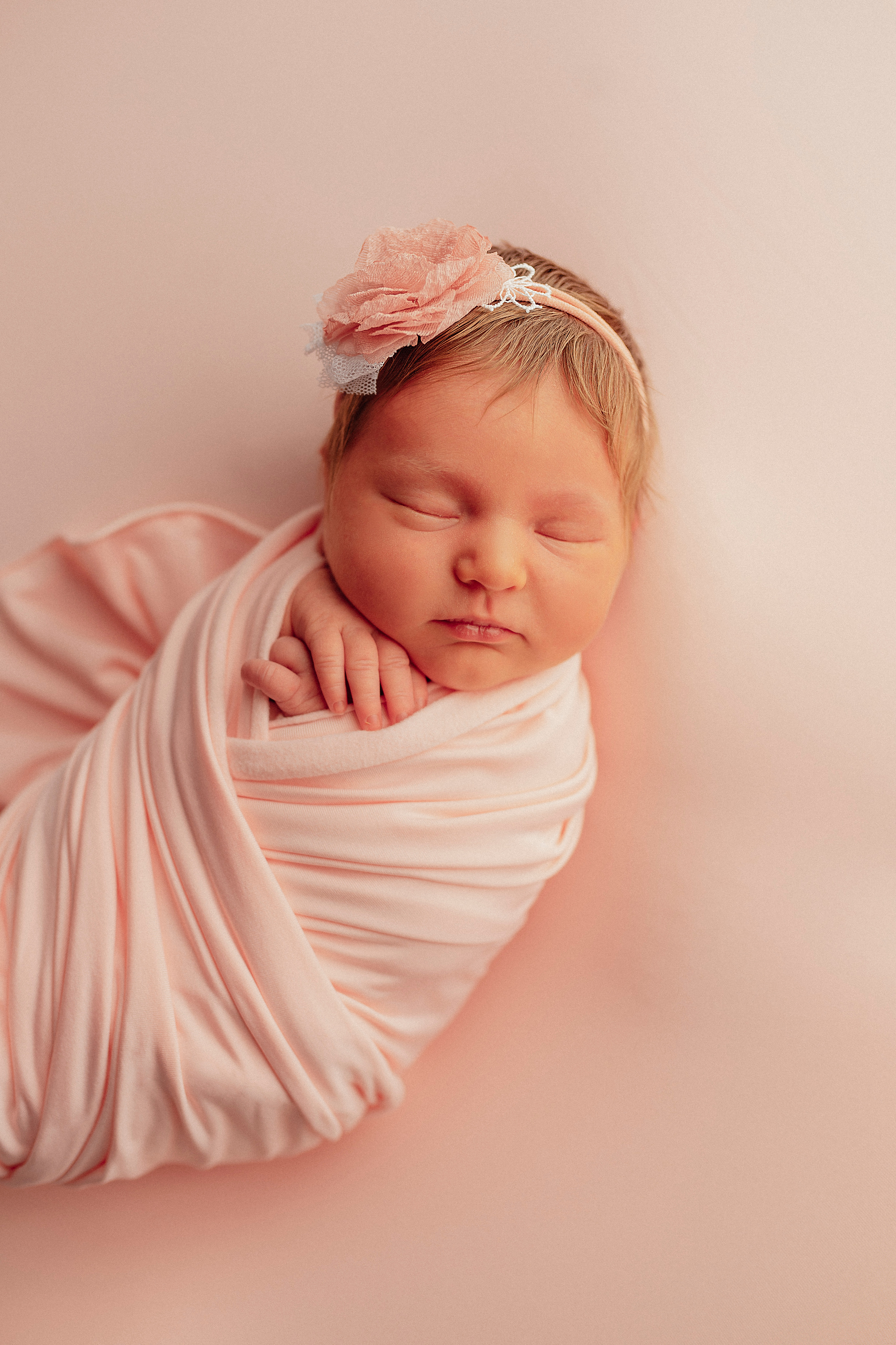 Ксения 11 дней. Фотограф новорожденных в Москве Щелково и МО Ангелина Энговатова