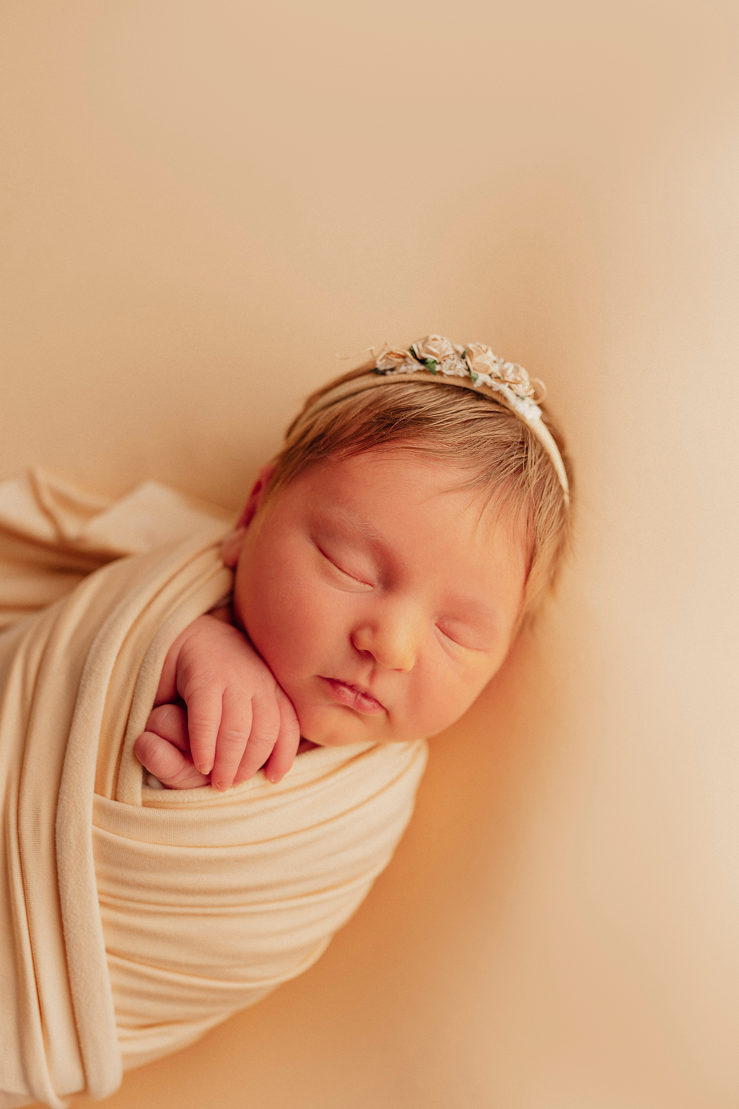 Ксения 11 дней. Фотограф новорожденных в Москве Щелково и МО Ангелина Энговатова