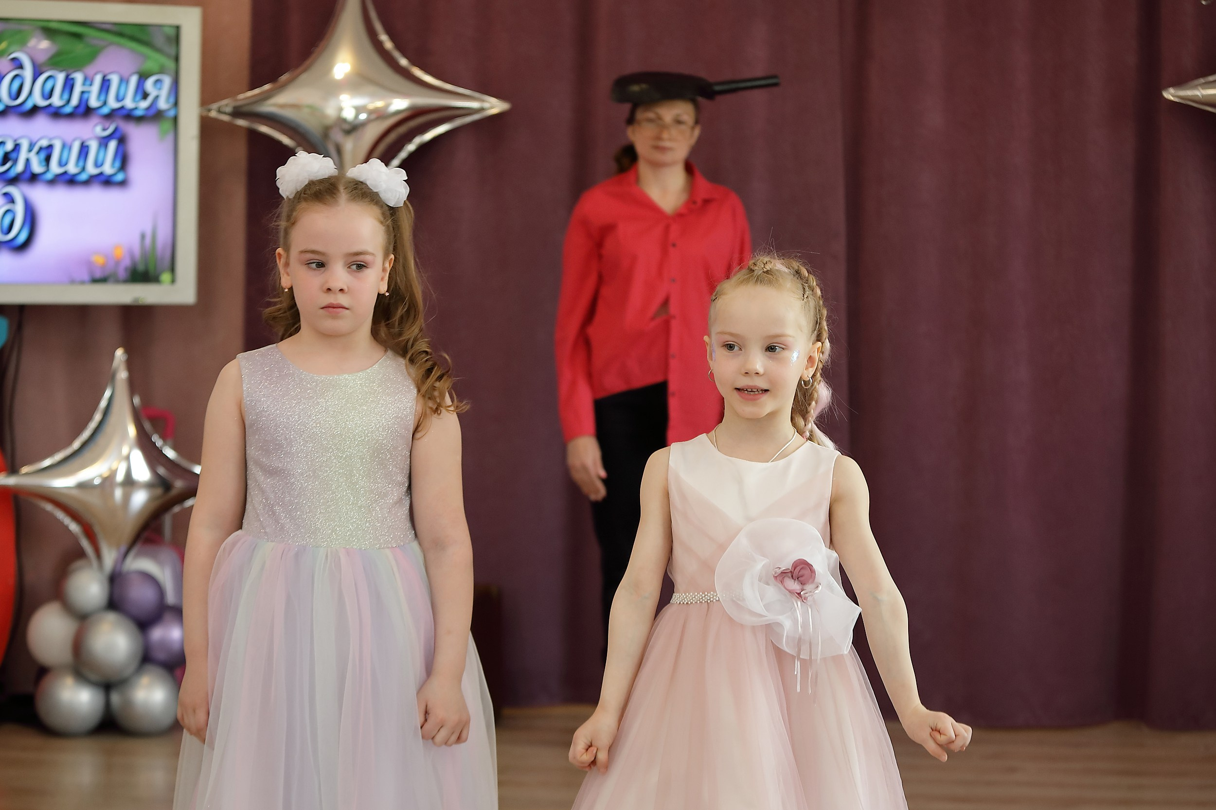 Фотосессия выпускного в детском саду. Свадебный и семейный фотограф и видеограф в Екатеринбурге Полянские Тимур и Анастасия
