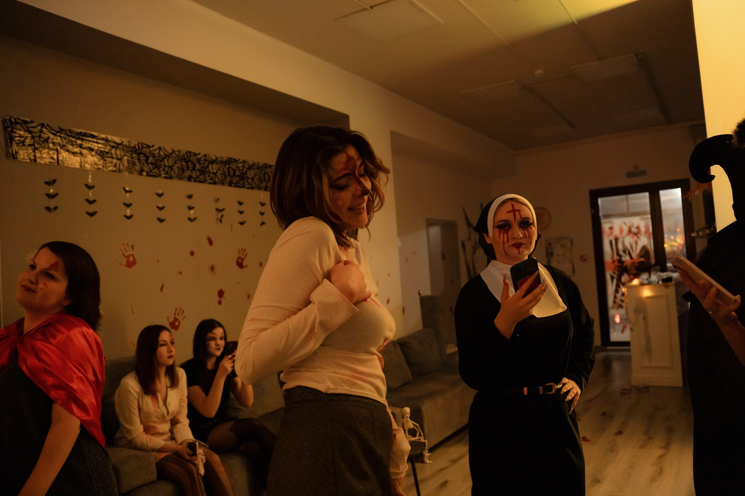 Lady stretch | Хэллоуин. Фотограф Vika Rin