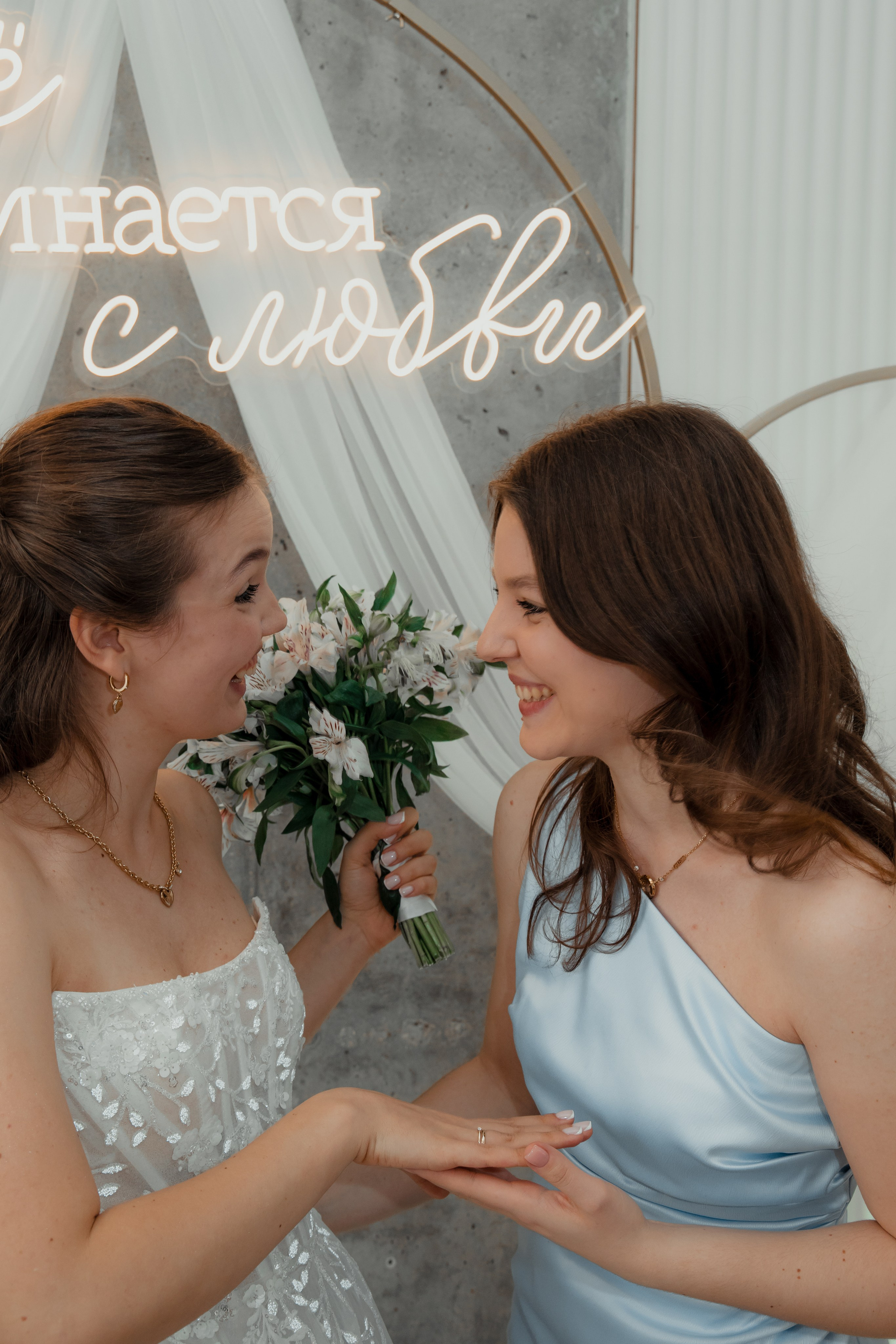 Банкет в кругу близких. Свадебный фотограф и видеограф в Москве — анонс фото и видео с церемонии в день свадьбы